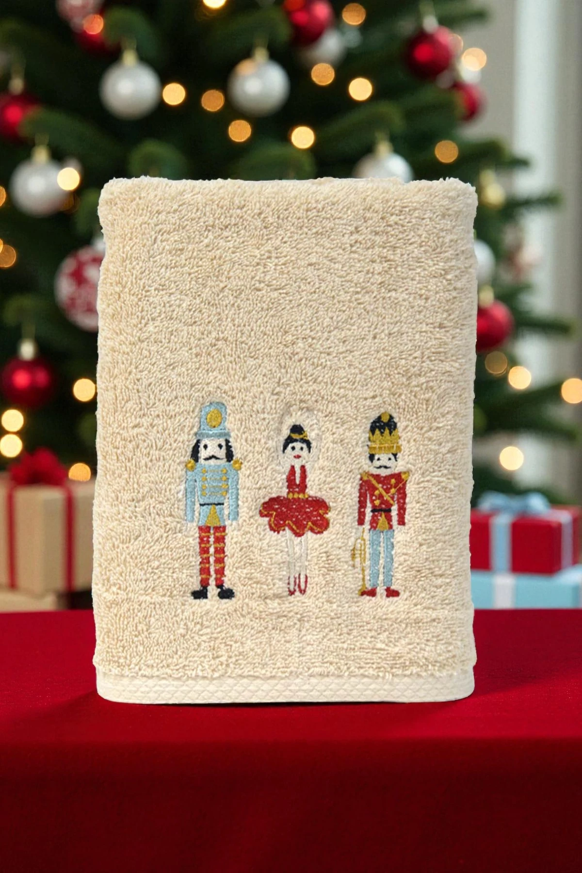 Kurşun Asker Nakışlı 50x90cm Yılbaşı Havlusu - Natural