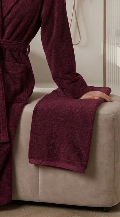 Shadowed 70x140cm Banyo Havlusu - Cherries Jubile