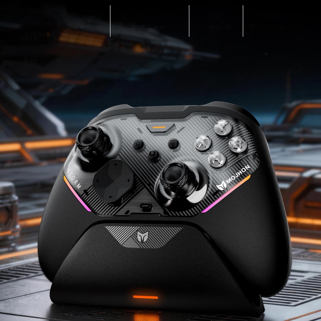 MOJHON Storm kablosuz oyun kolu şarj istasyonunda; TMR joystick, 16 mekanik tuş, çift modlu tetik ve 4 arka tuş