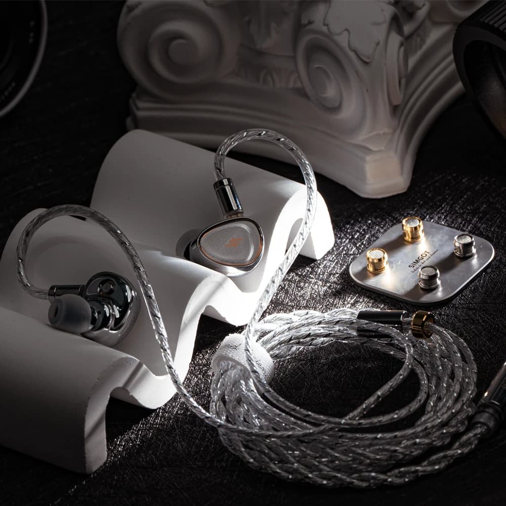 SIMGOT EA1000 High End Design