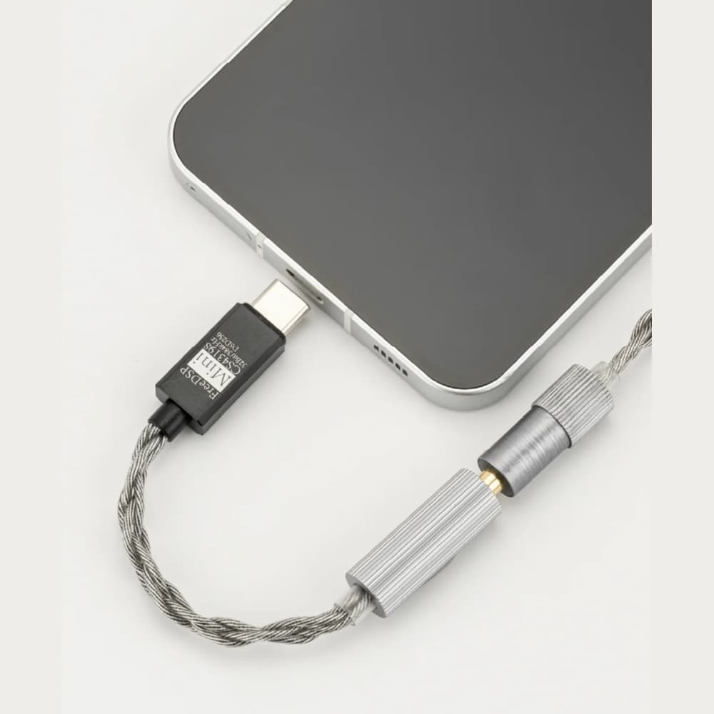 USB-C Wired Connectivity and CTIA Mic Support