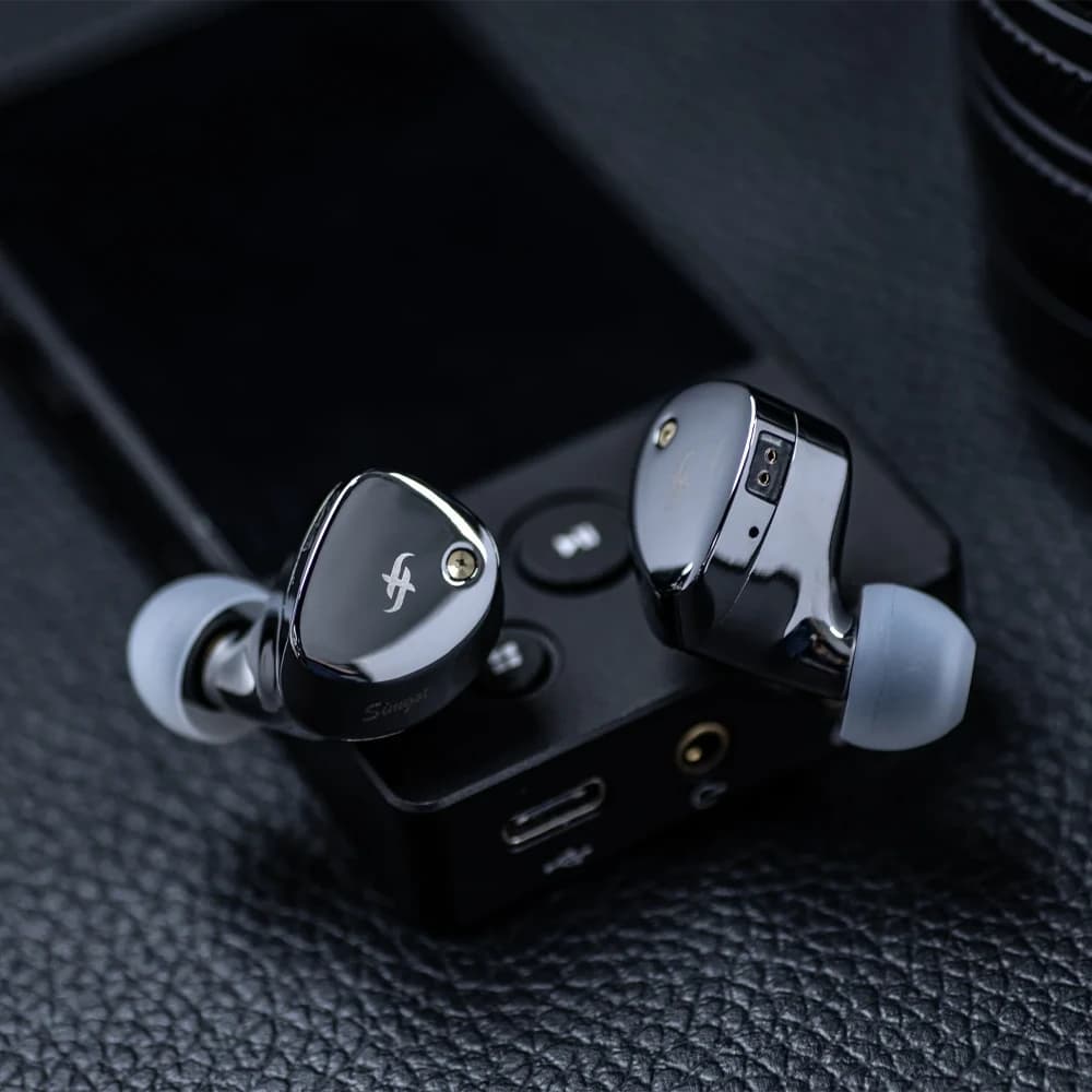 Dual-Symmetric Magnetic Planar Driver