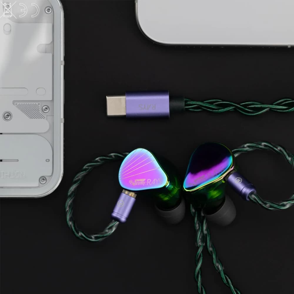 Dahili Hi-Fi DSP Ses Kartı ve USB-C