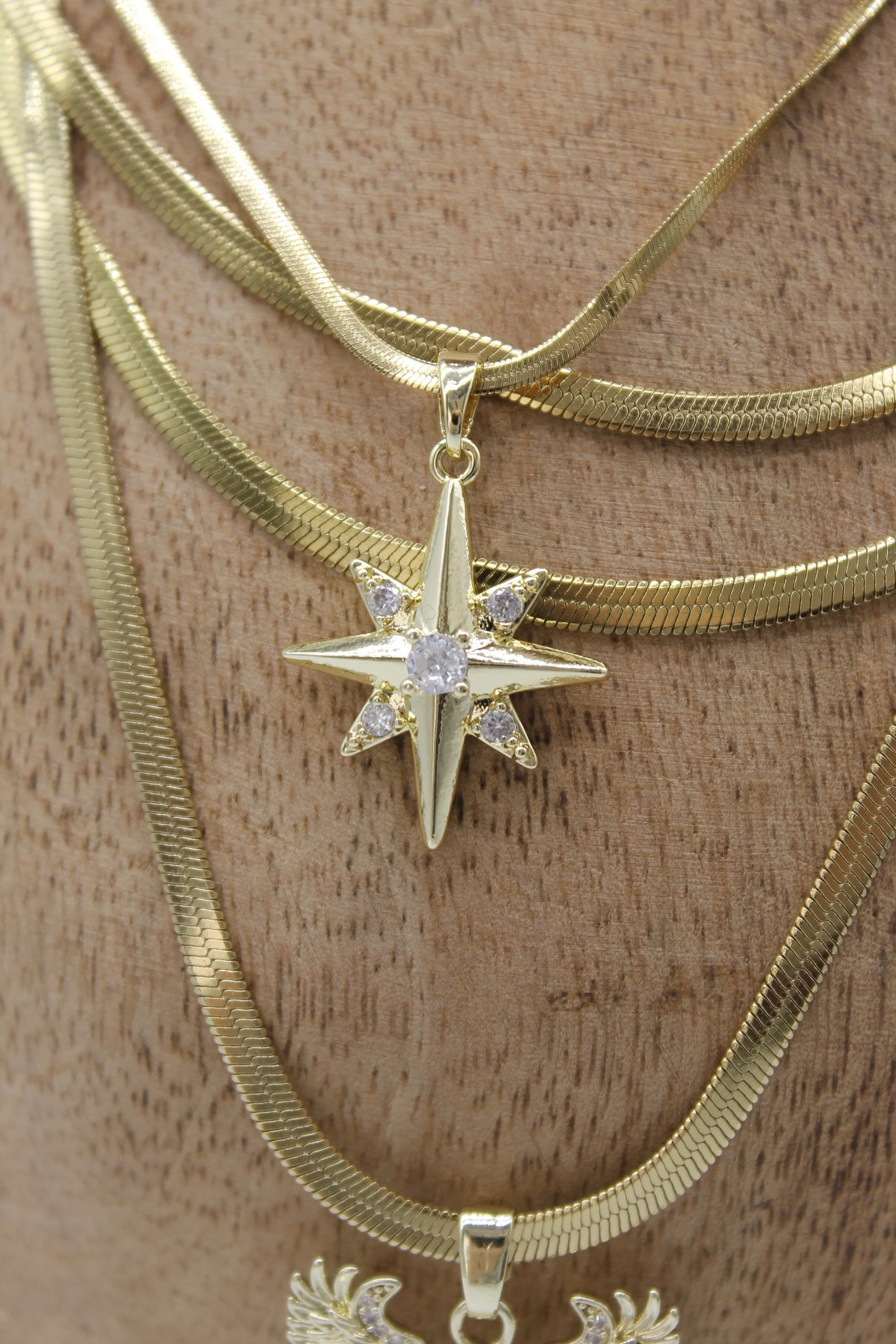 VIP Çelik Italyan Ezme Zirkon Taşlı Kuzey Yıldızı ve Eagle Model 4’lü Kombin Kolye