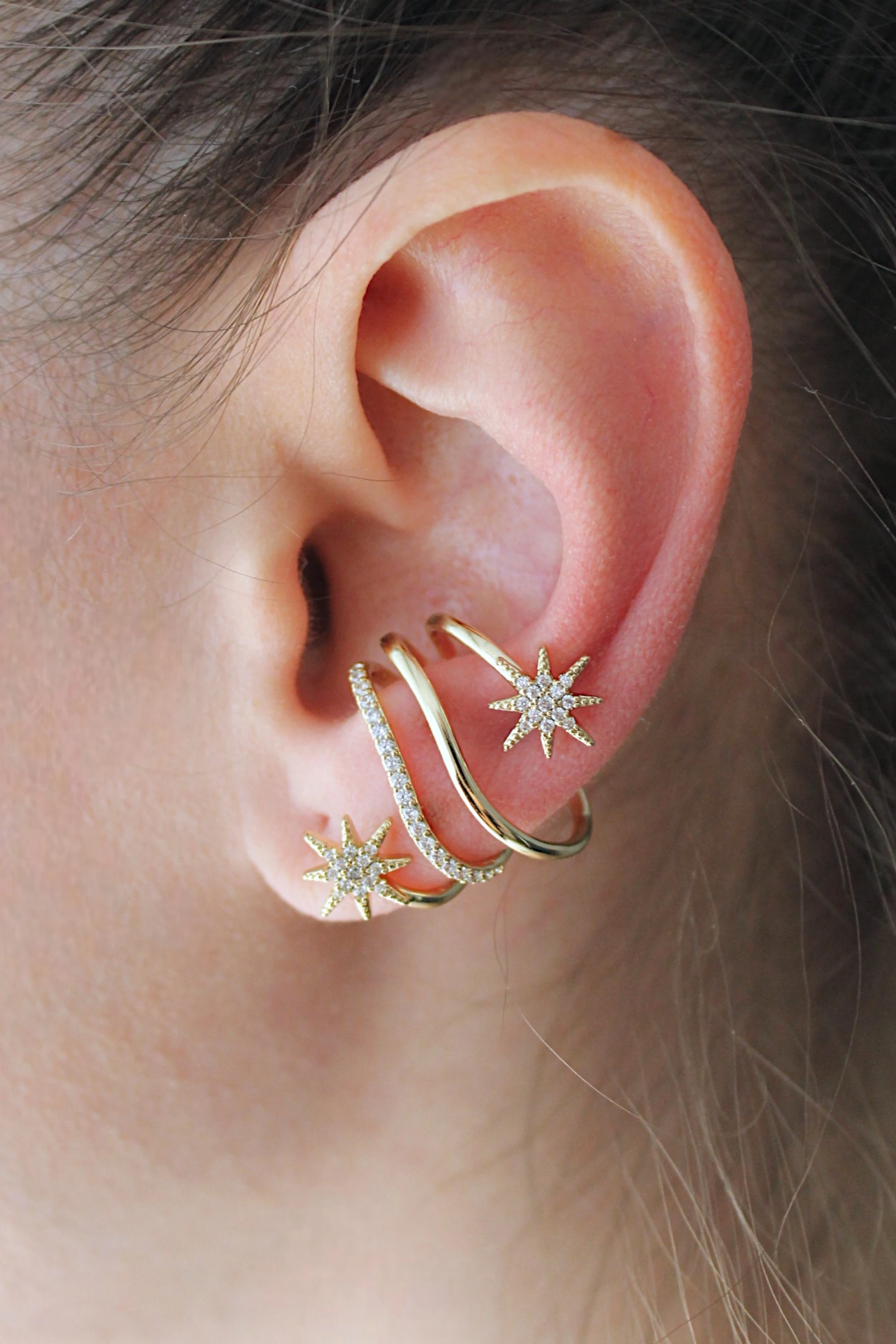 VIP Çelik 14K Altın Kaplama Zirkon Taş İşlemeli Kuzey Yıldızı Kıkırdak Küpe