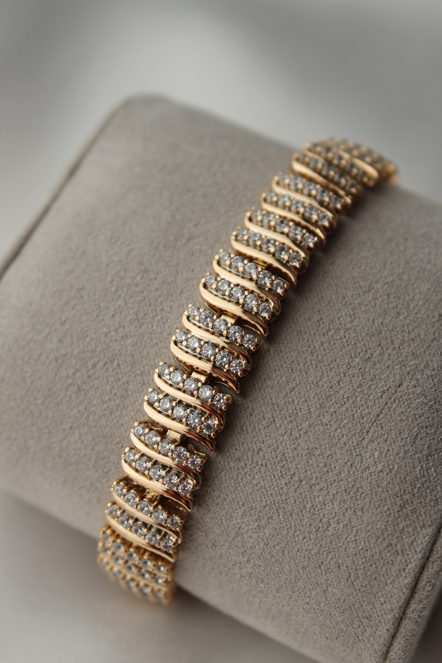 VIP Çelik Rose Gold Zirkon Taşlı Bileklik