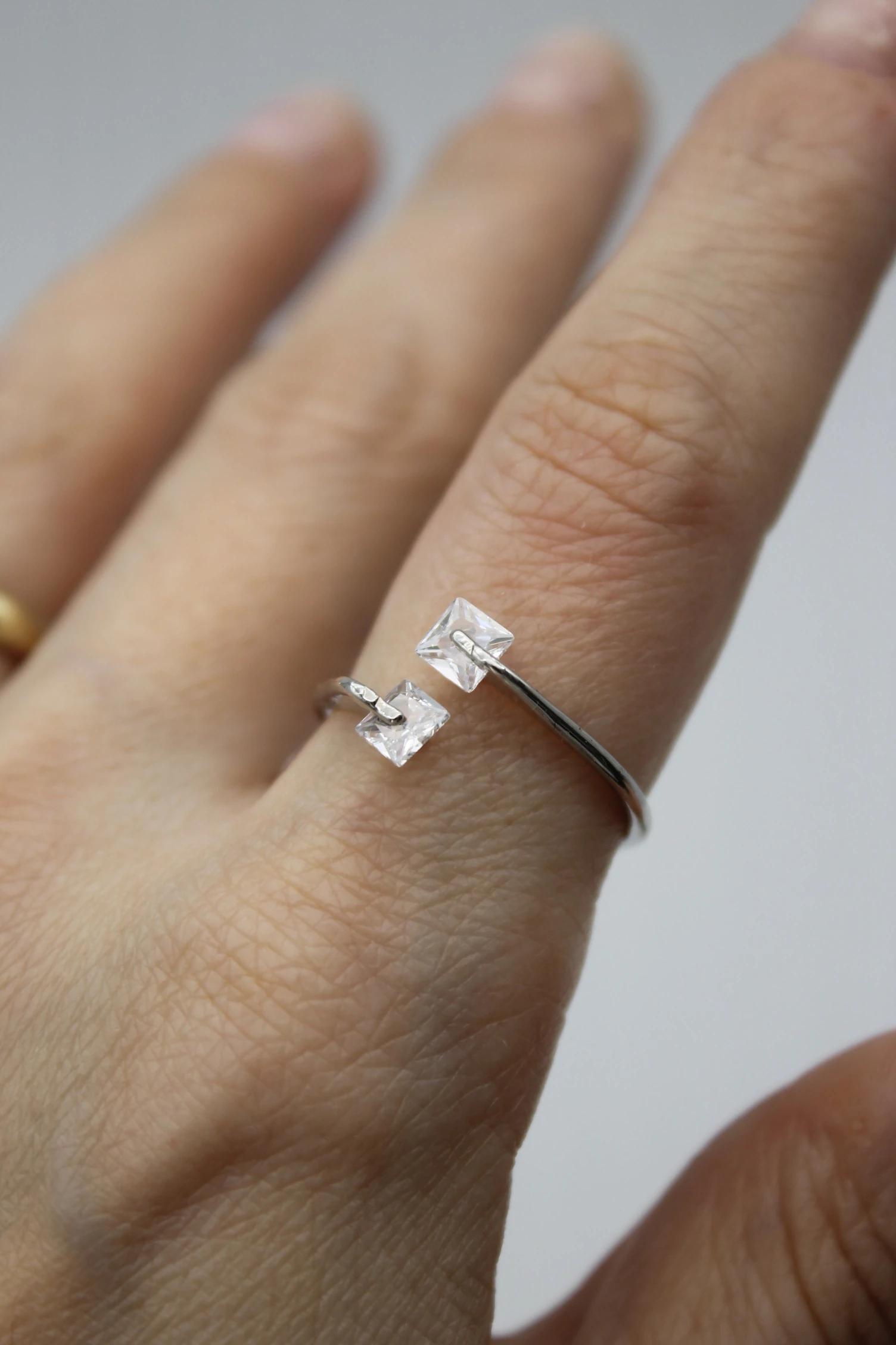 VIP Çelik Minimal Seri Kare Kesim Çift Zirkon Taşlı Ayarlanabilir Yüzük