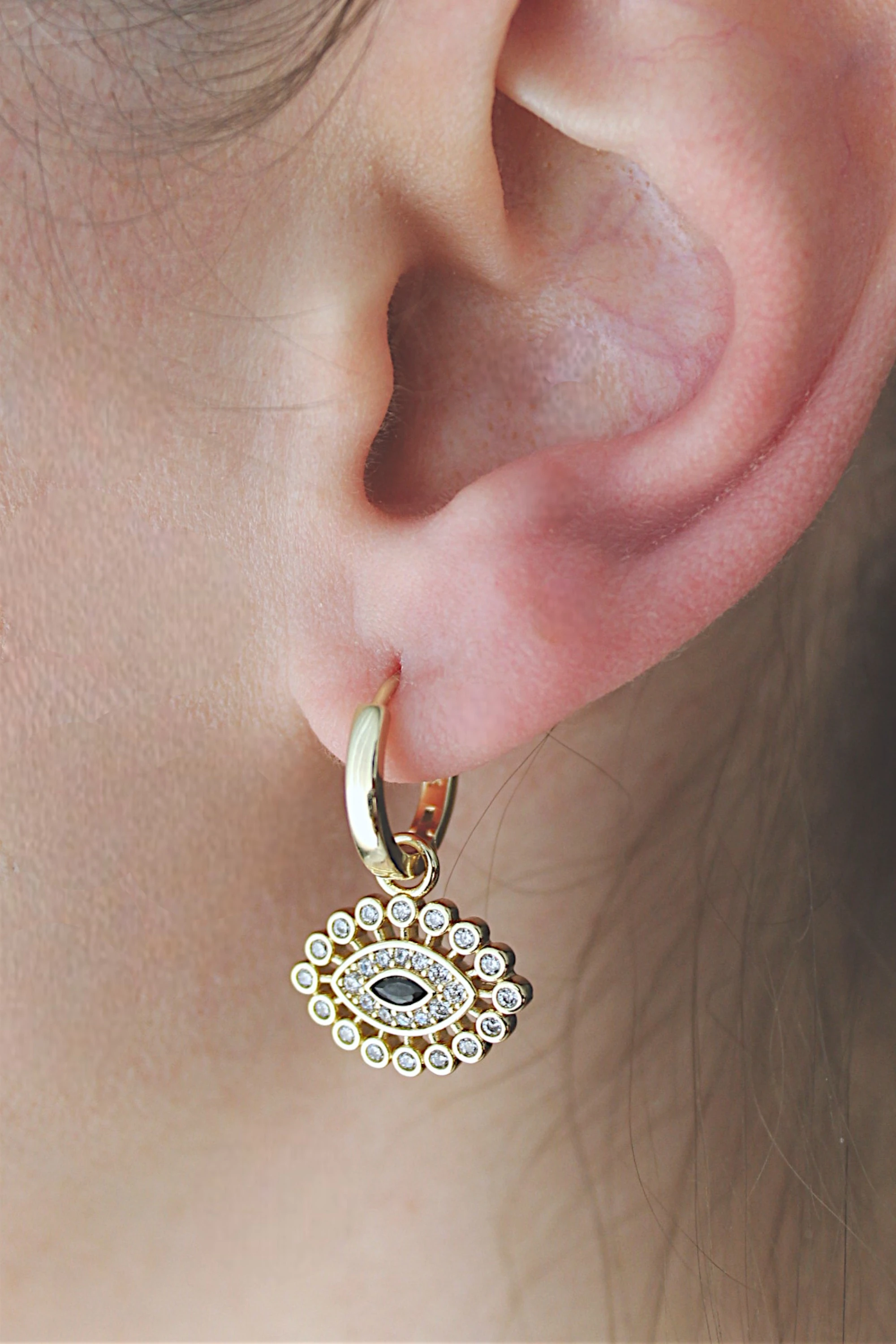 VIP Çelik 14K Altın Kaplama Zirkon Taş İşlemeli Göz Küpe