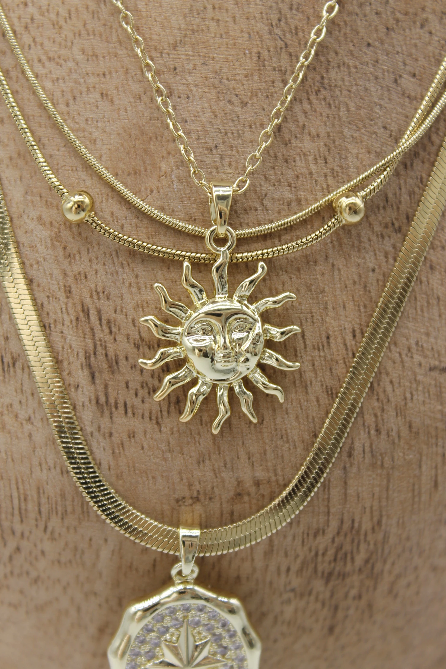 VIP Çelik İtalyan Ezme ve Top Zincirli Zirkon Taşlı Kuzey Yıldızı ve Güneş Model 4’lü Kombin Kolye