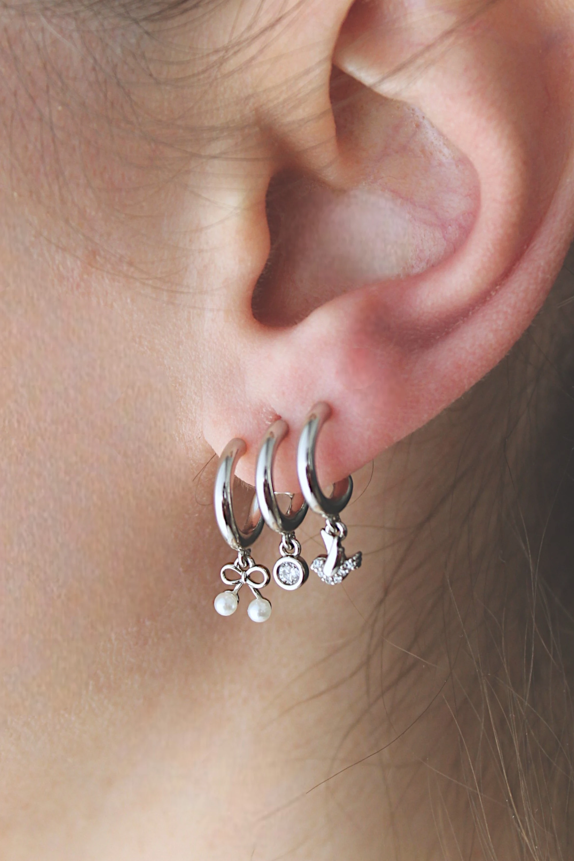 VIP Çelik Üçlü Görünümlü Zirkon Taşlı Kuş ve Kiraz Model Küpe