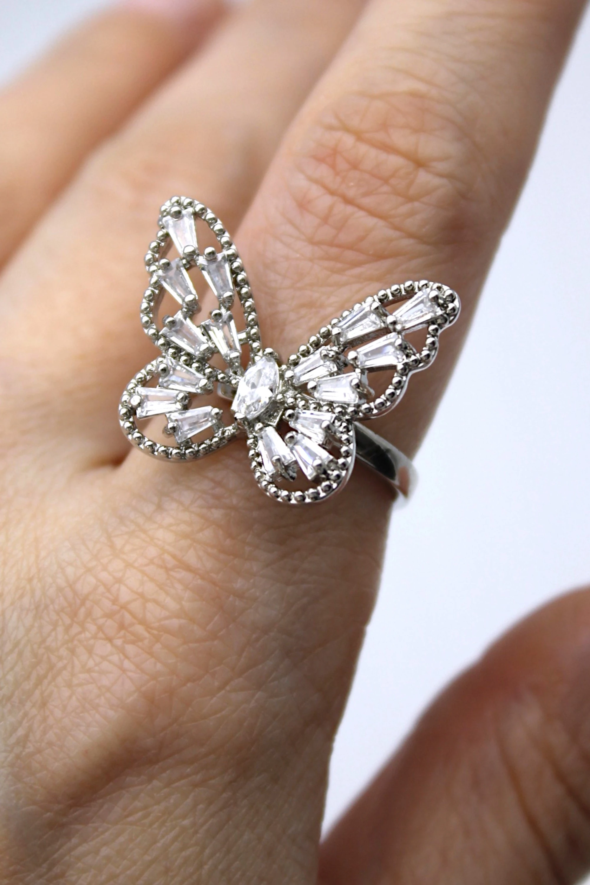 VIP Çelik Baget Zirkon Taş İşlemeli Büyük Kelebek Model Ayarlanabilir Yüzük