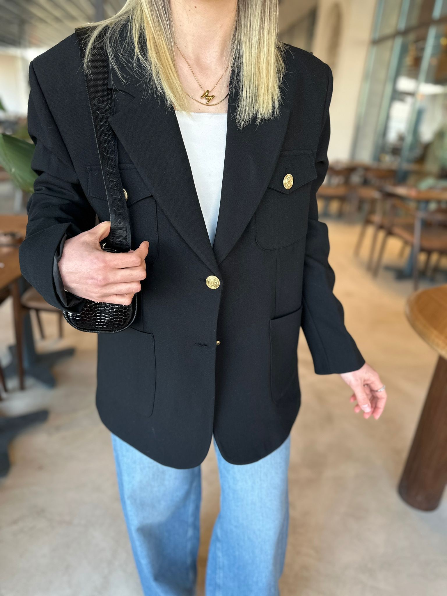 Altın Düğmeli Blazer 