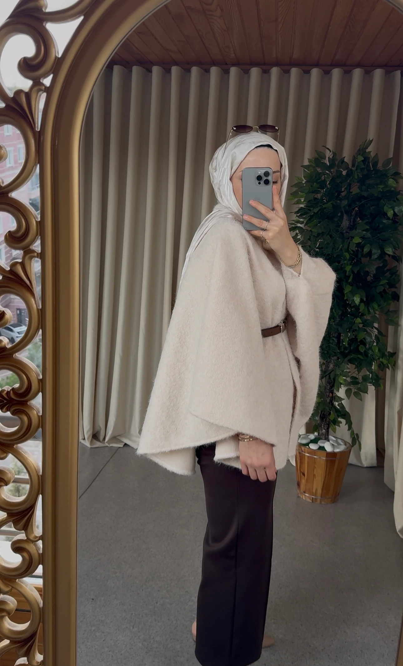 Kırçilli Uzun Panço - Ekru 