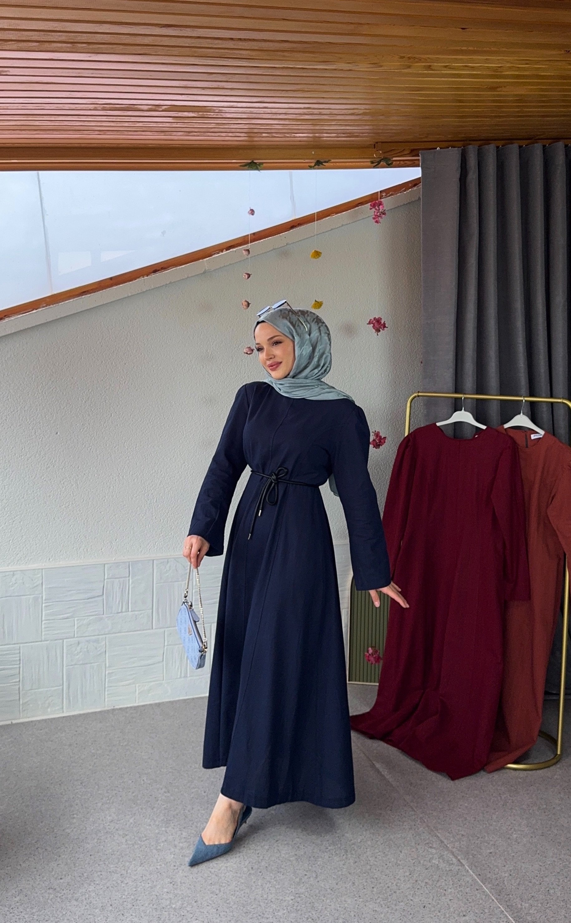 Keten Kemerli Bel Oturtmalı Elbise - Lacivert