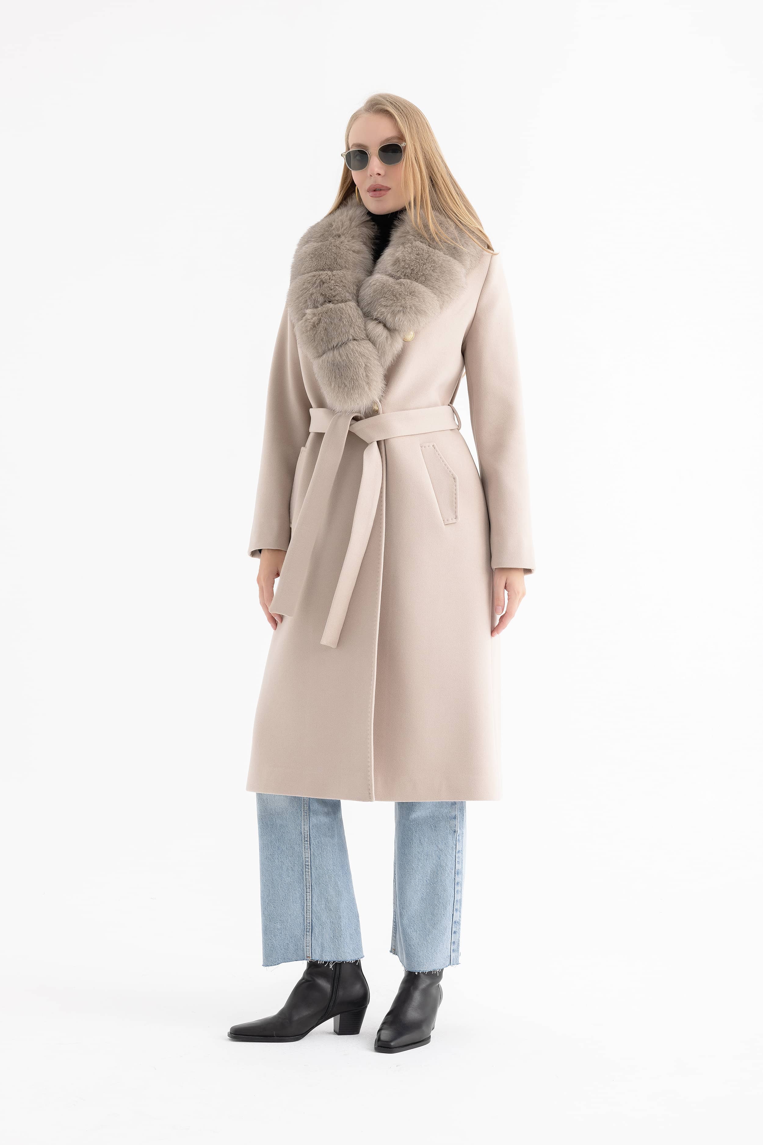 Plush Fox Fur Collar Women’s Long Coat with Notched Lapel, Gold Buttons and Topstitching 4588