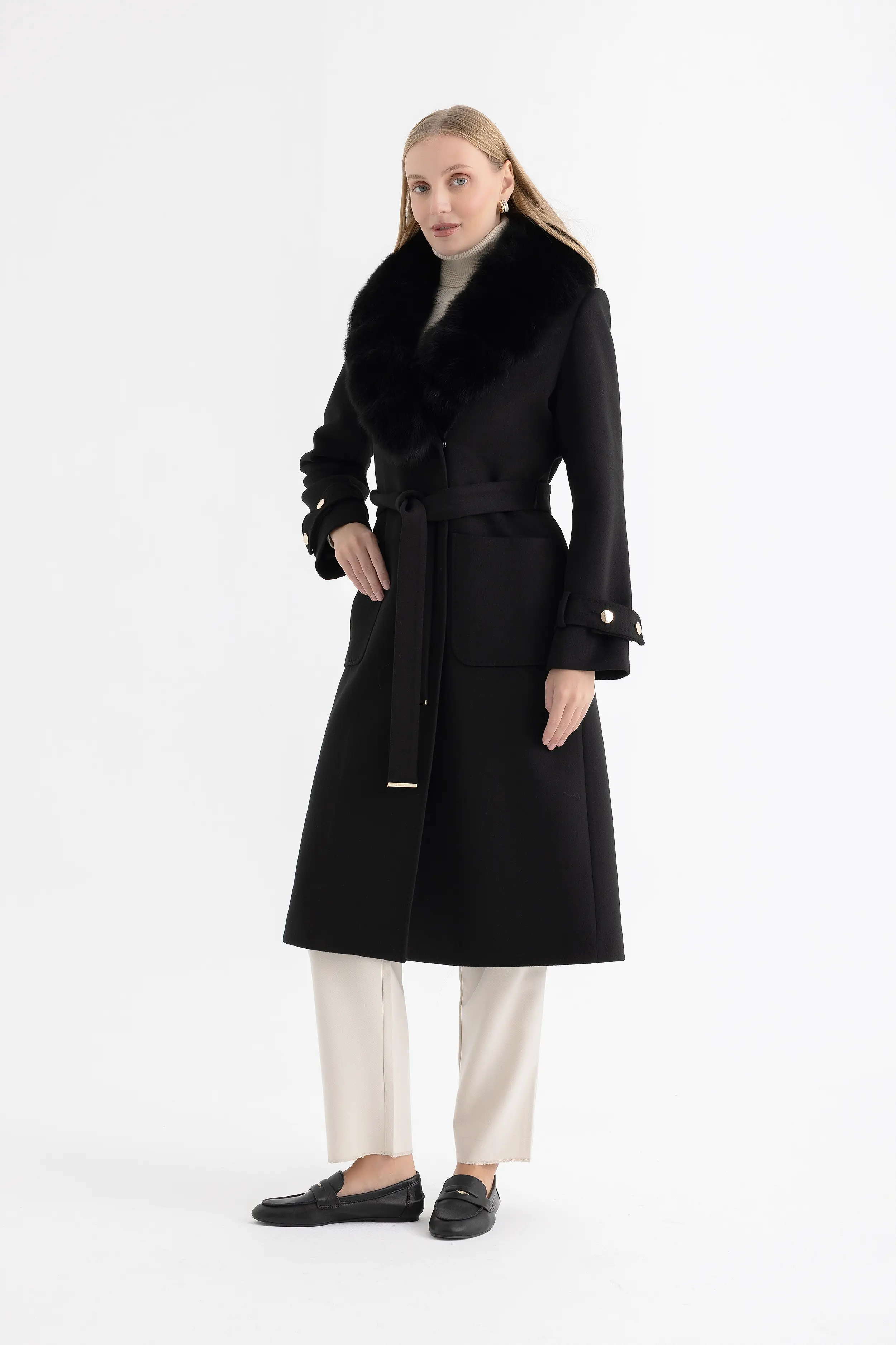 Plush Fox Fur Collar Women's Long Coat with Patch Pockets and