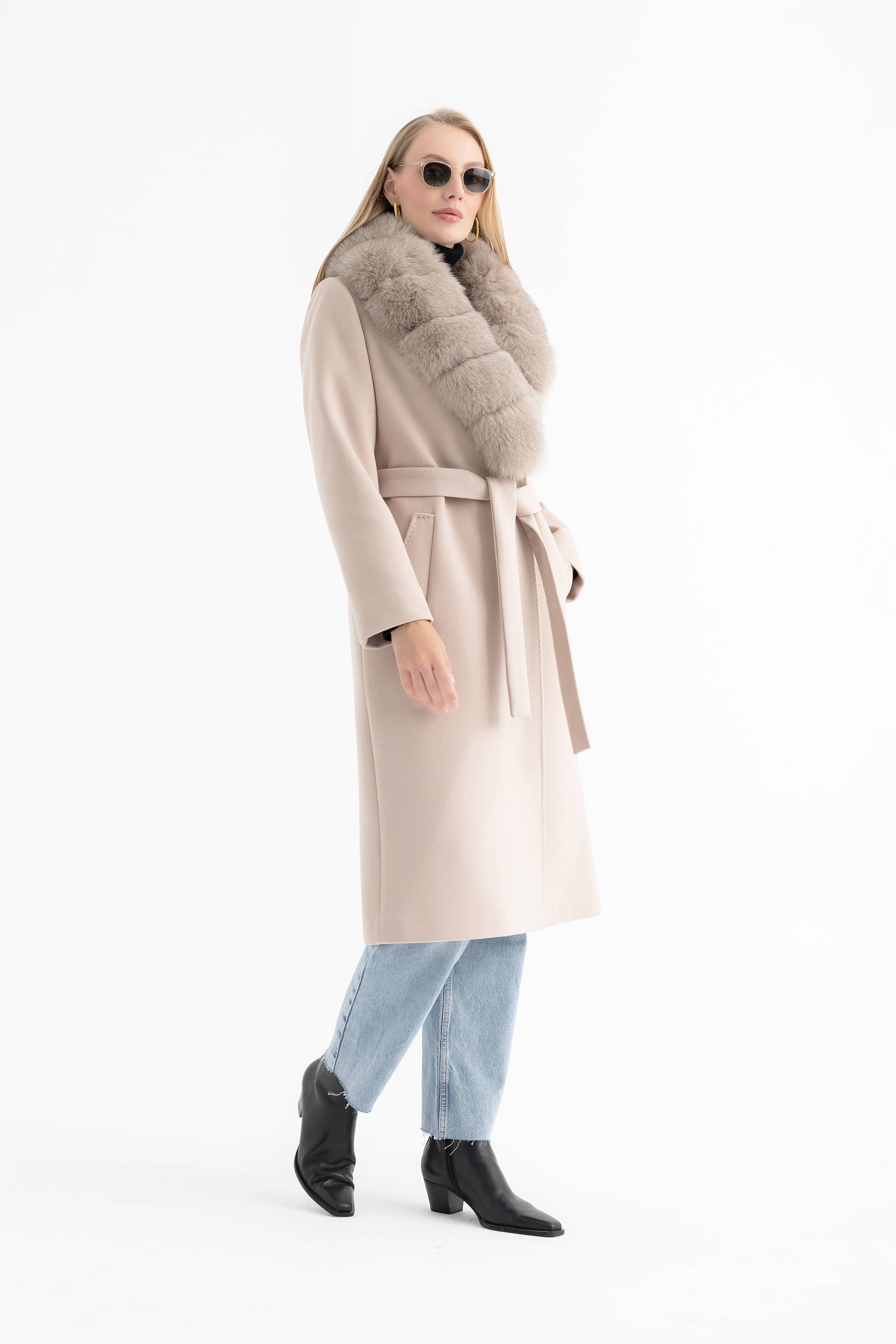 Plush Fox Fur Collar Women’s Long Coat with Notched Lapel, Gold Buttons and Topstitching 4588
