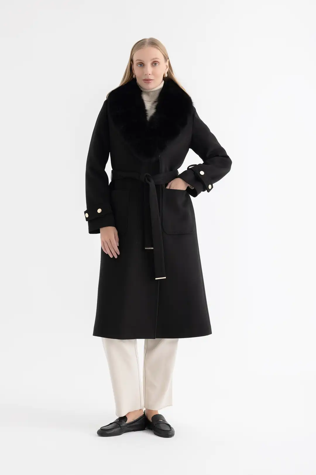 Plush Fox Fur Collar Women's Long Coat with Patch Pockets and