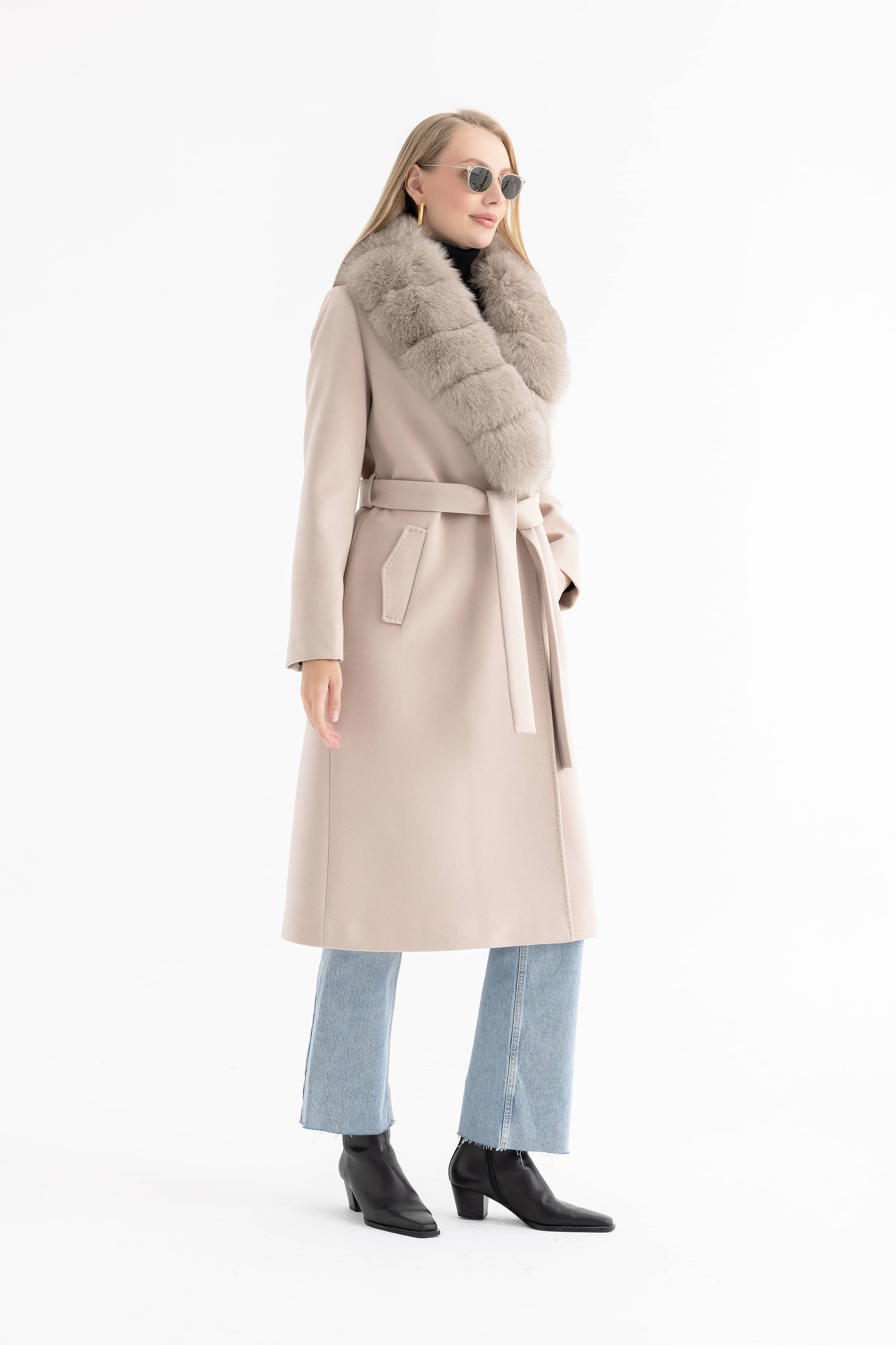 Plush Fox Fur Collar Women’s Long Coat with Notched Lapel, Gold Buttons and Topstitching 4588
