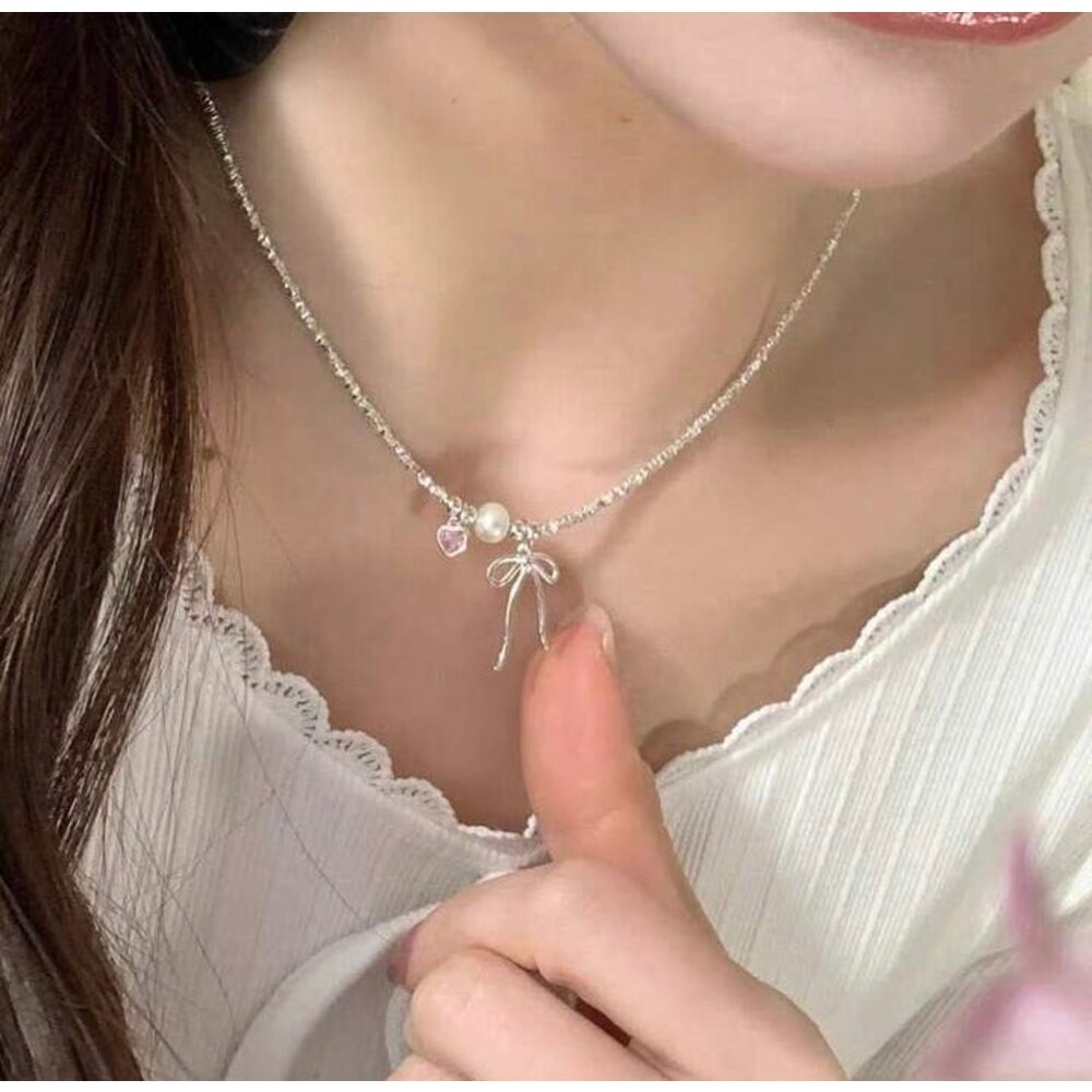 Pembe taşlı kurdele kolye