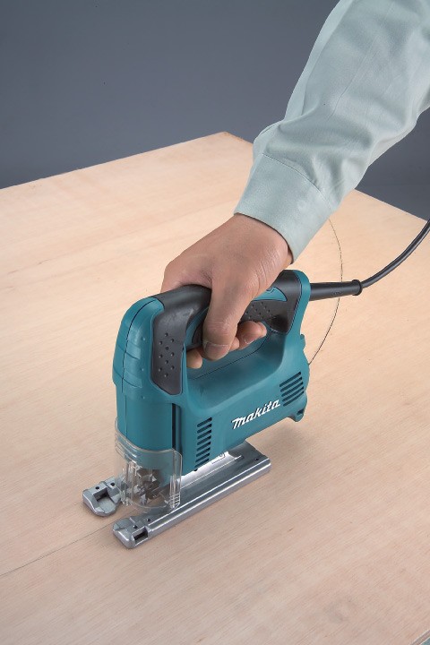 Makita 4327 450 W Dekupaj Testere
