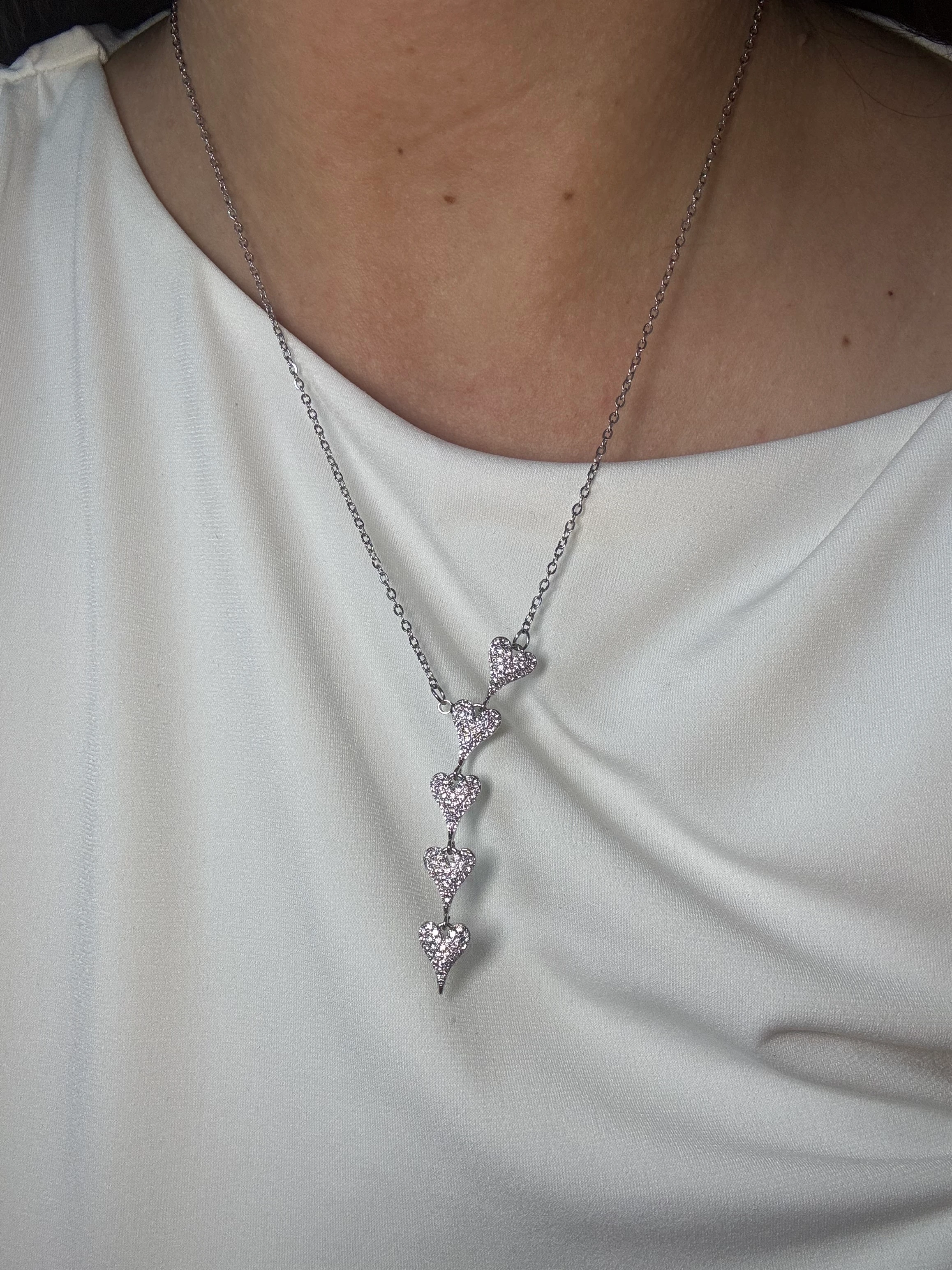 Gümüş Renk Çelik Y Kalp Kolye