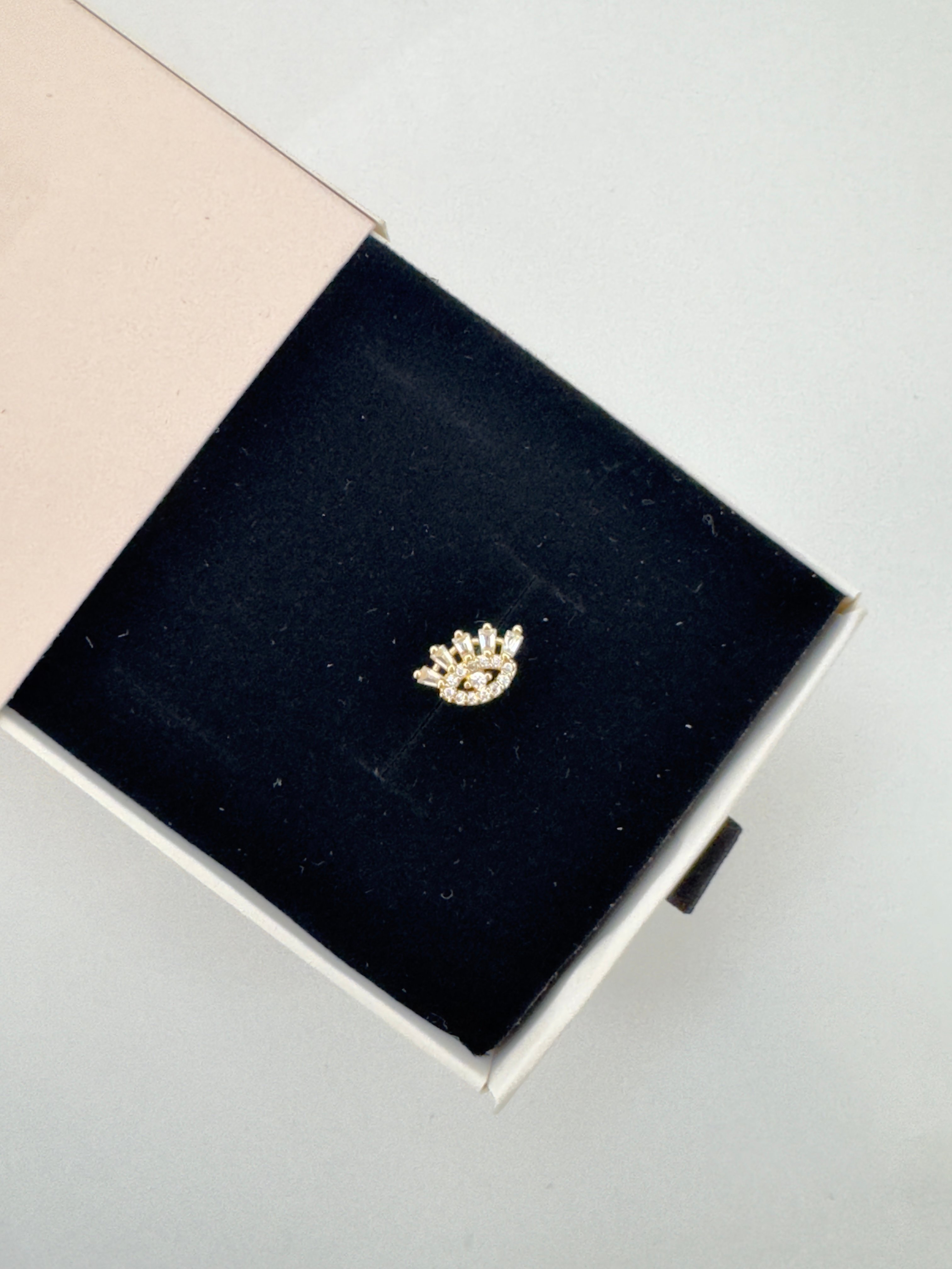 Göz Tragus Küpe