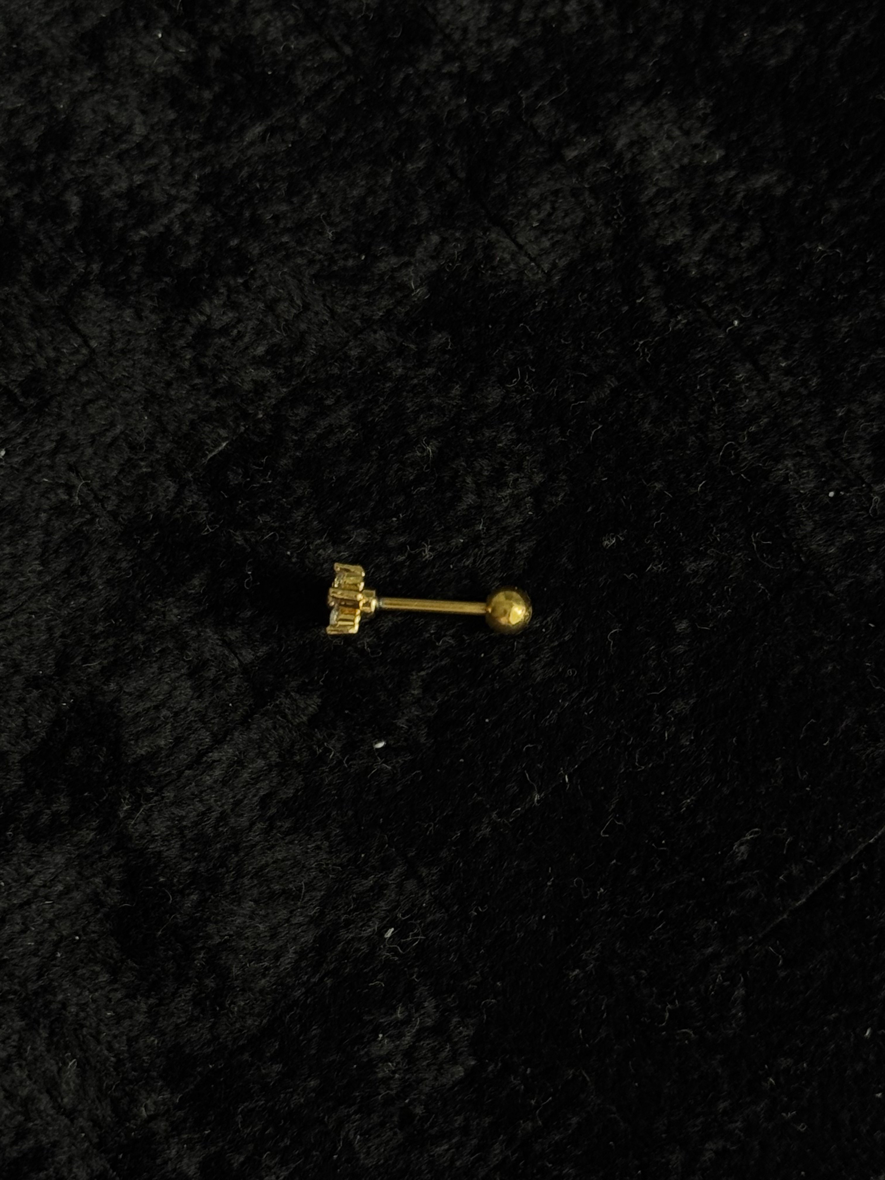 Yıldız Çiçek Gold Tragus Küpe