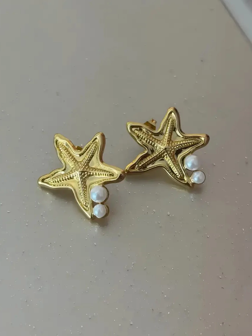 Yıldız İnci Küpe – 316L Cerrahi Çelik | Elegan & Işıltılı Tasarım