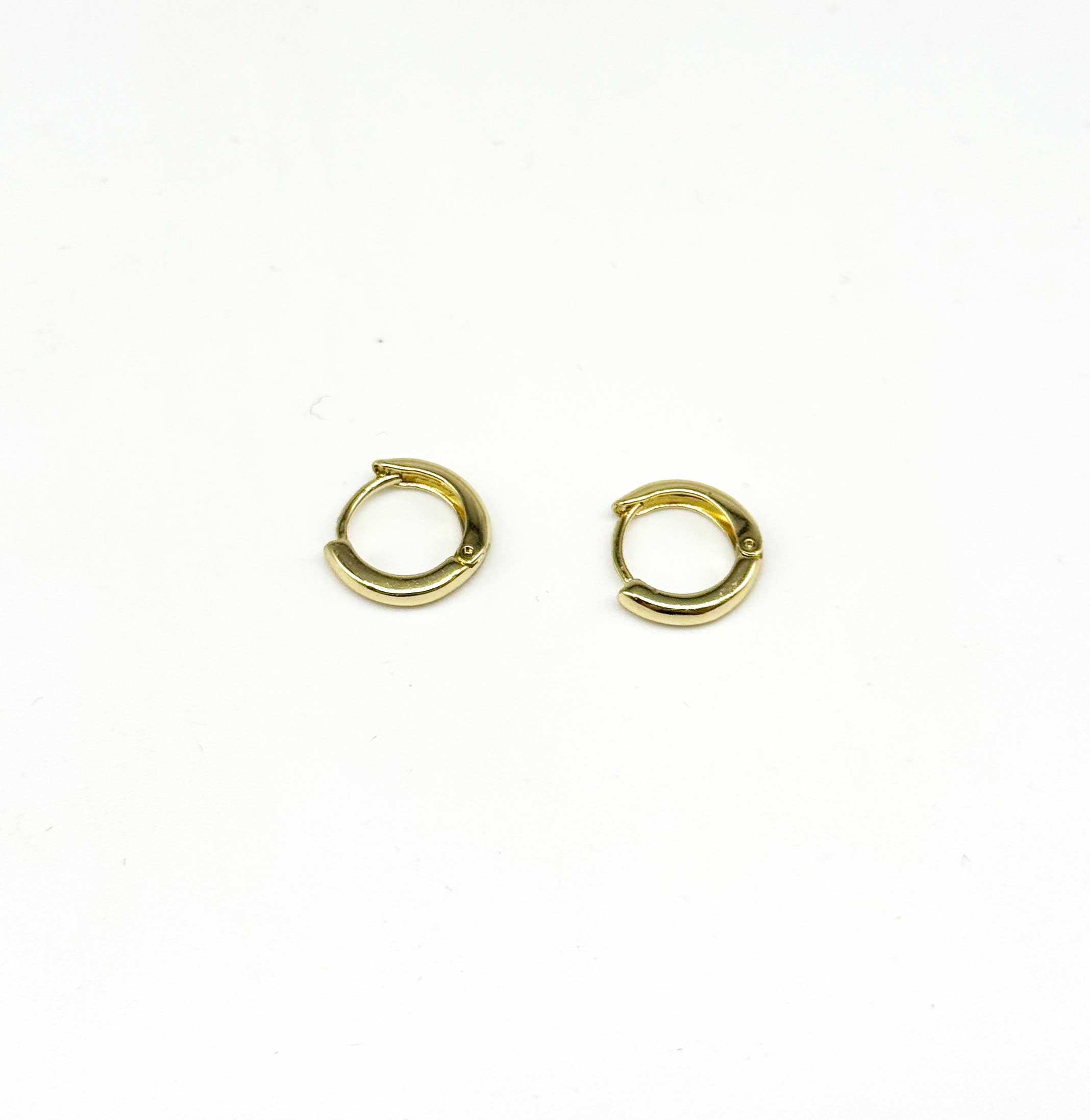 Mini Halka Gold Küpe – İkinci Delik & Tragus İçin Uygun