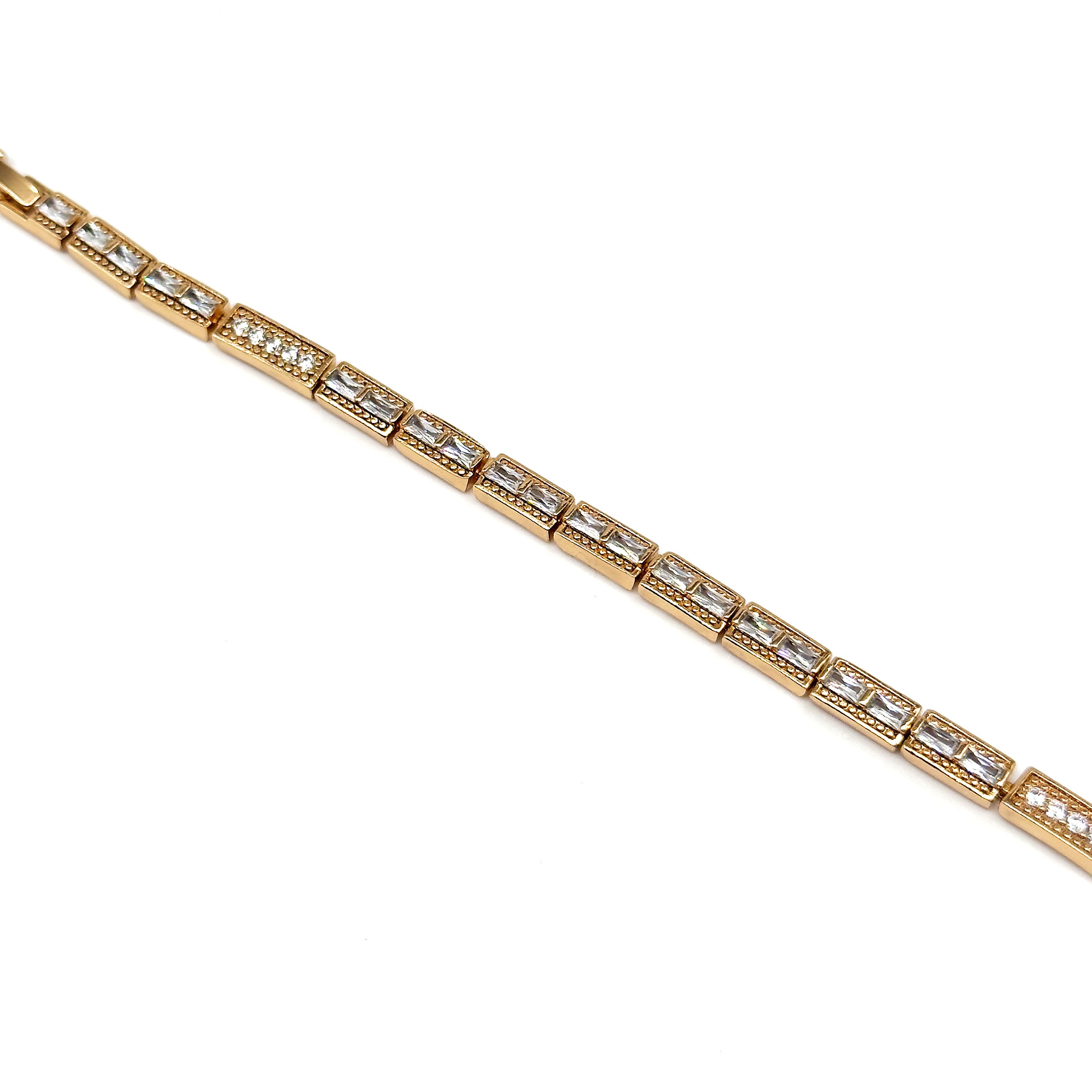 Dazzle Flow Bracelet