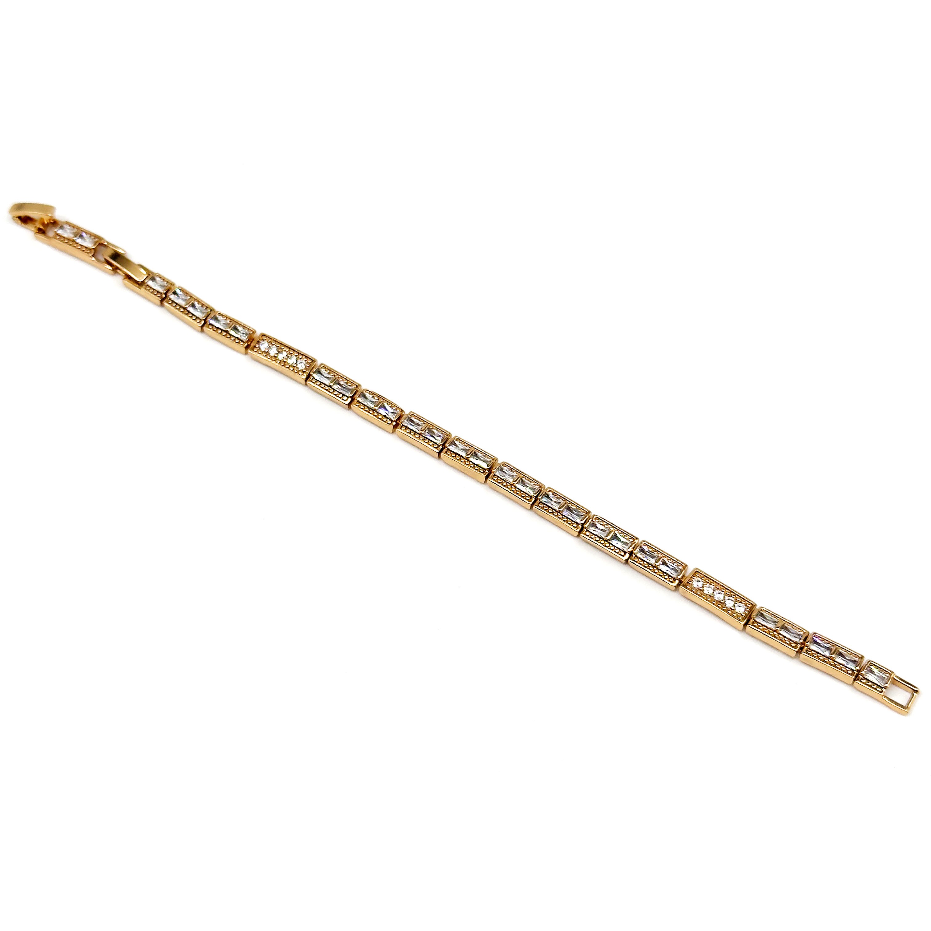 Dazzle Flow Bracelet
