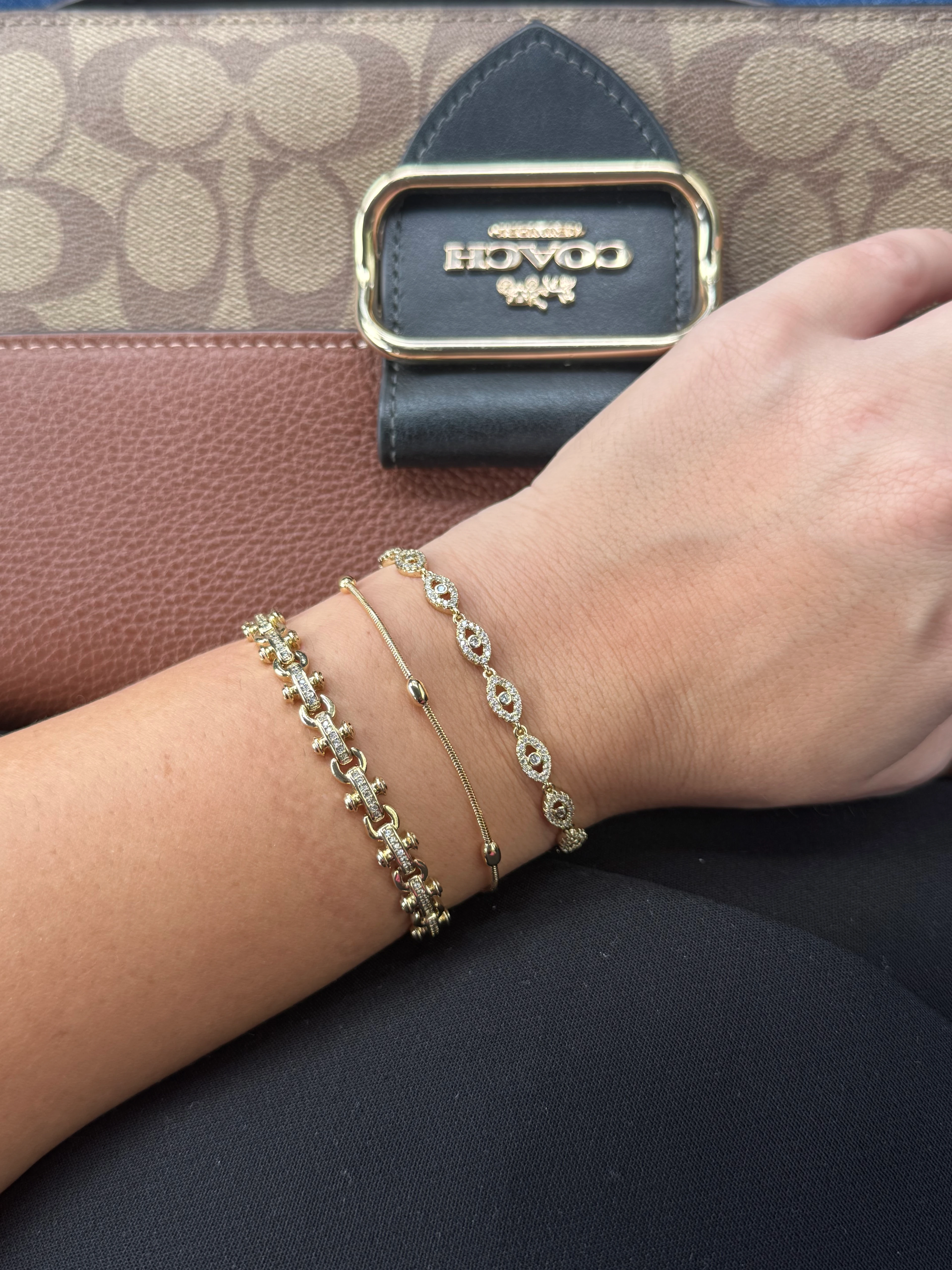 Mini Göz Figürlü Su Yolu Çelik Bileklik