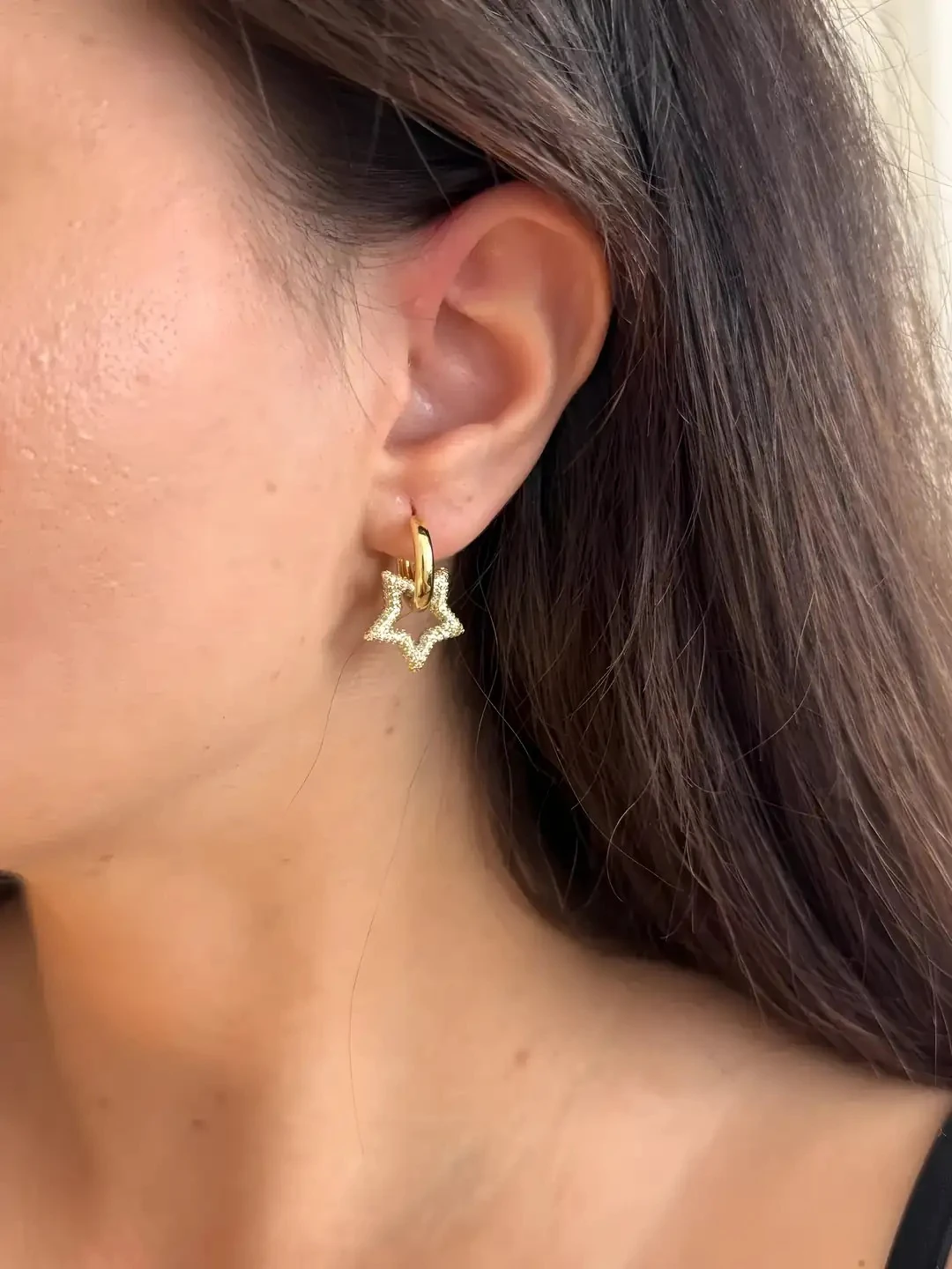 Yıldız Işıltısı Halka Küpe