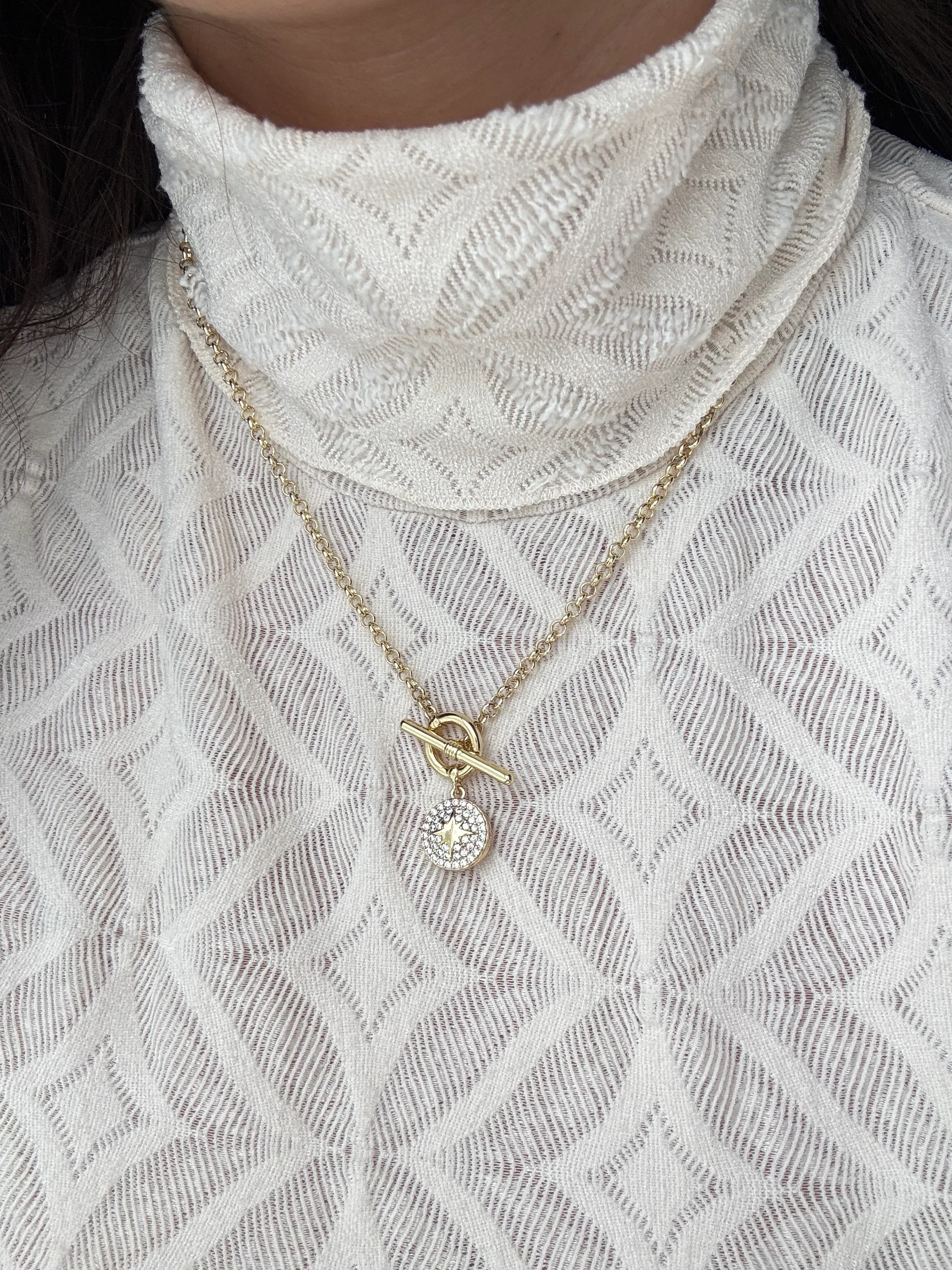 Kutup Yıldızı Kolye – Gökyüzünün Işıltısını Taşı 