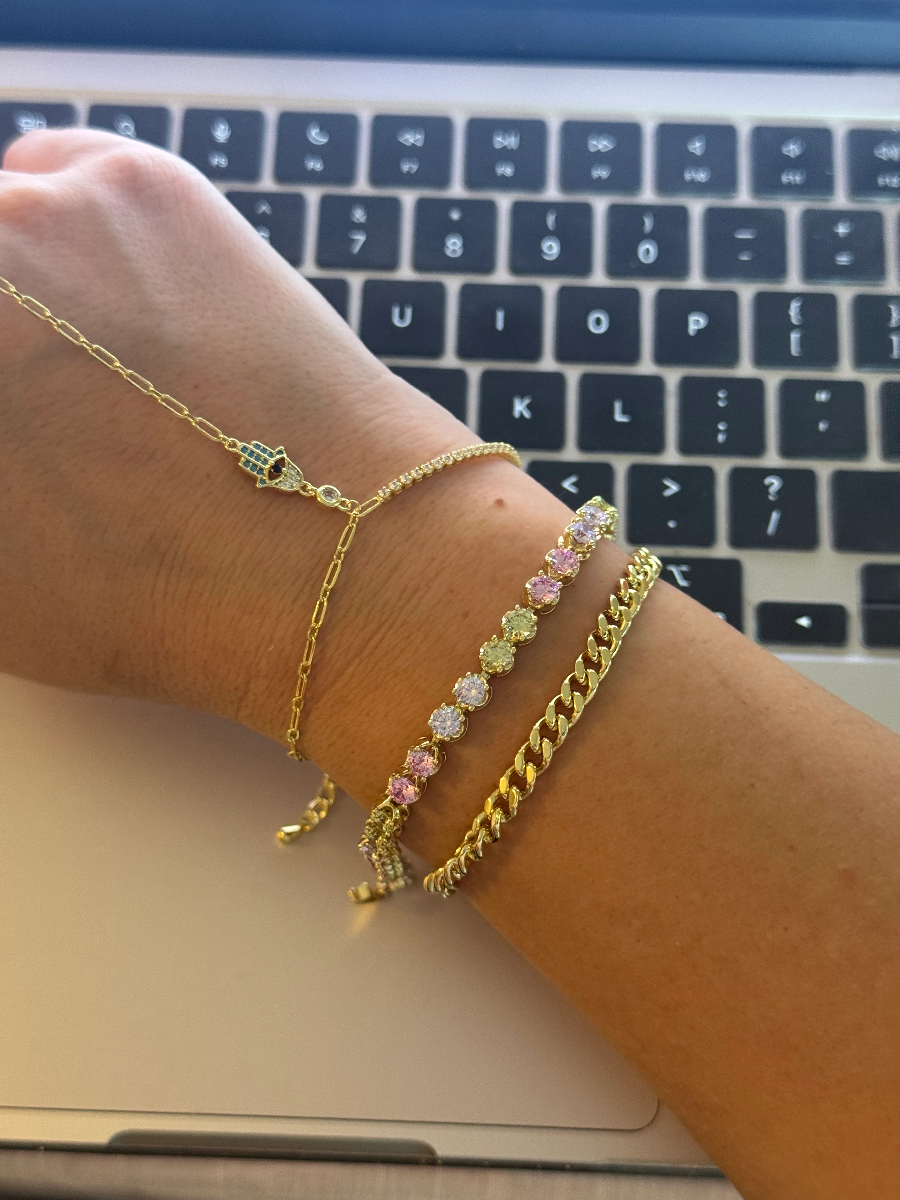 RENKLİ SU YOLU BİLEKLİK