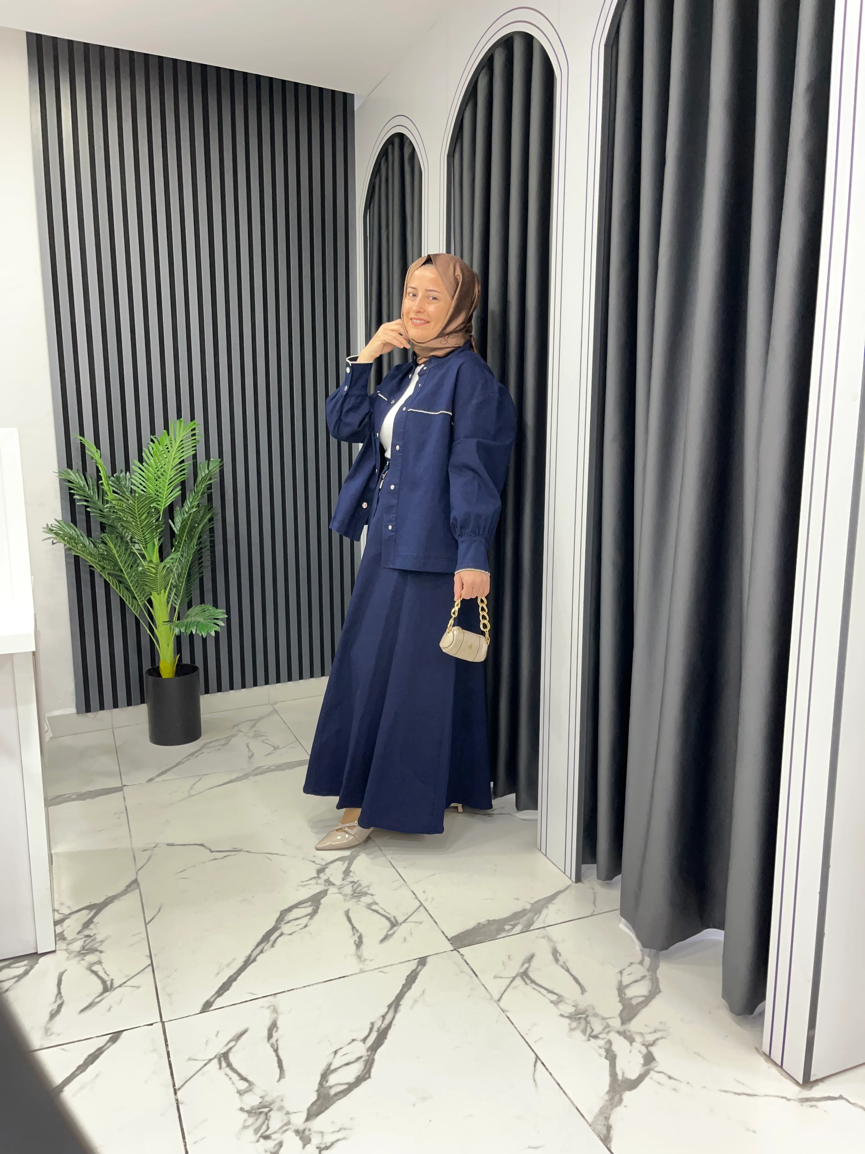 FULL LİKRALI ETEKLİ KOT TAKIM