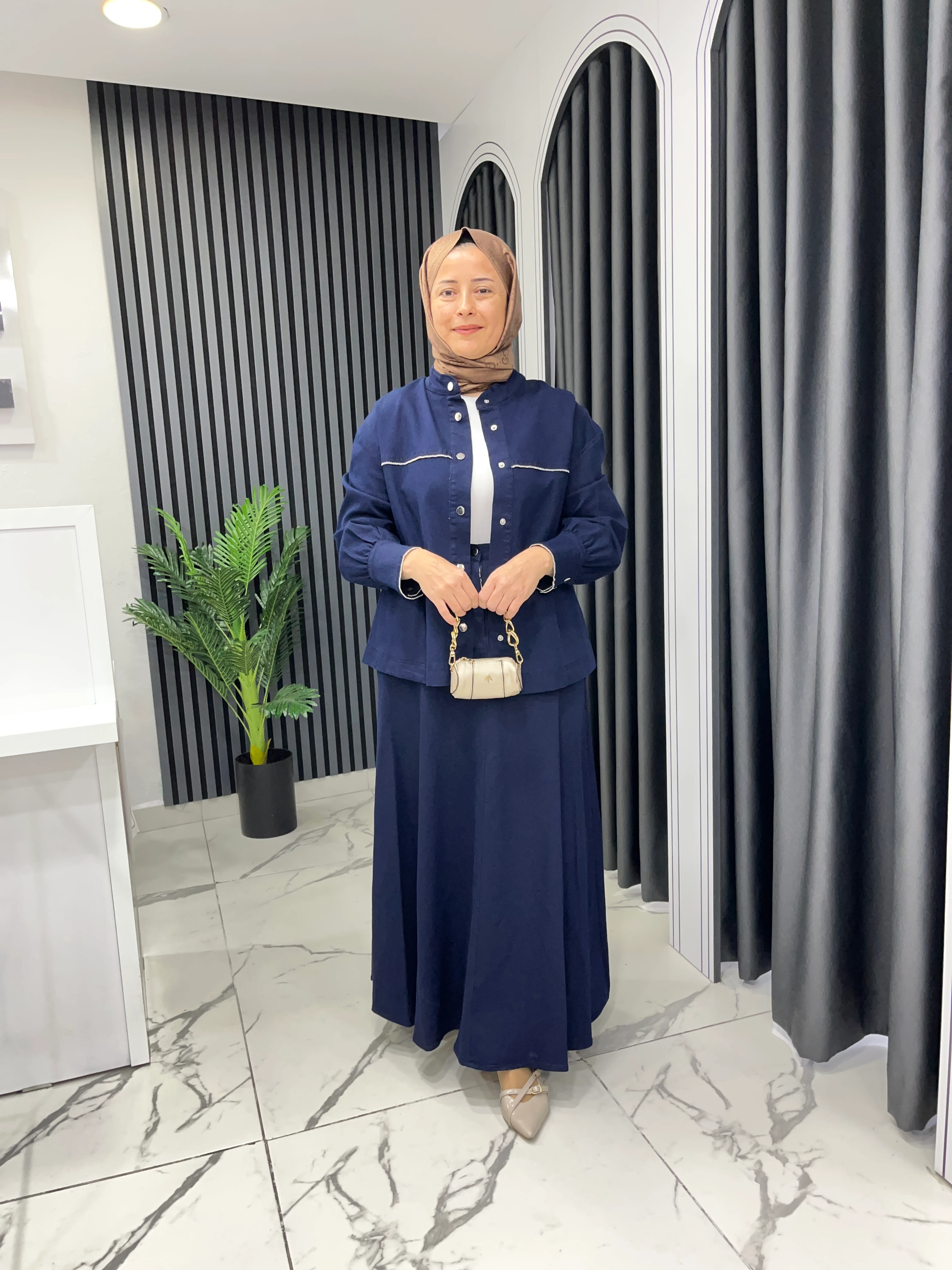 FULL LİKRALI ETEKLİ KOT TAKIM