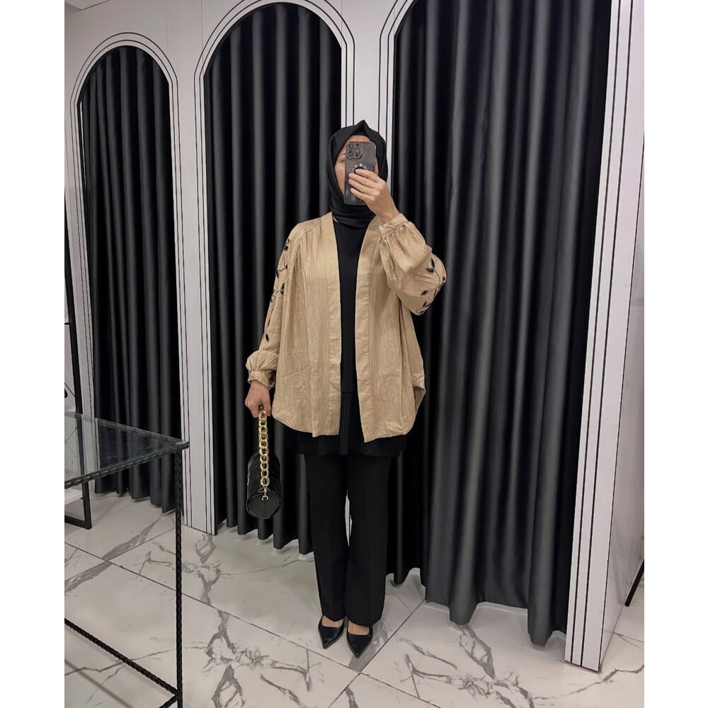 Boncuk işlemeli kimono