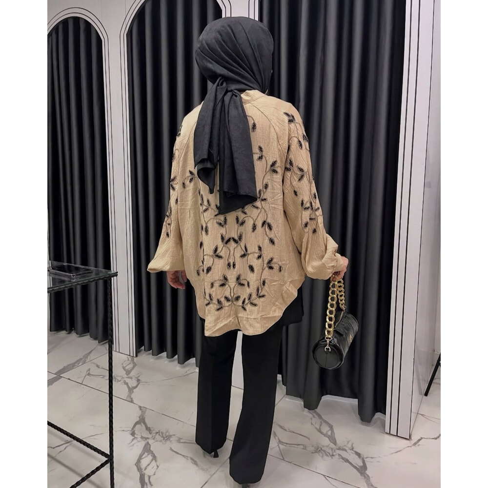 Boncuk işlemeli kimono