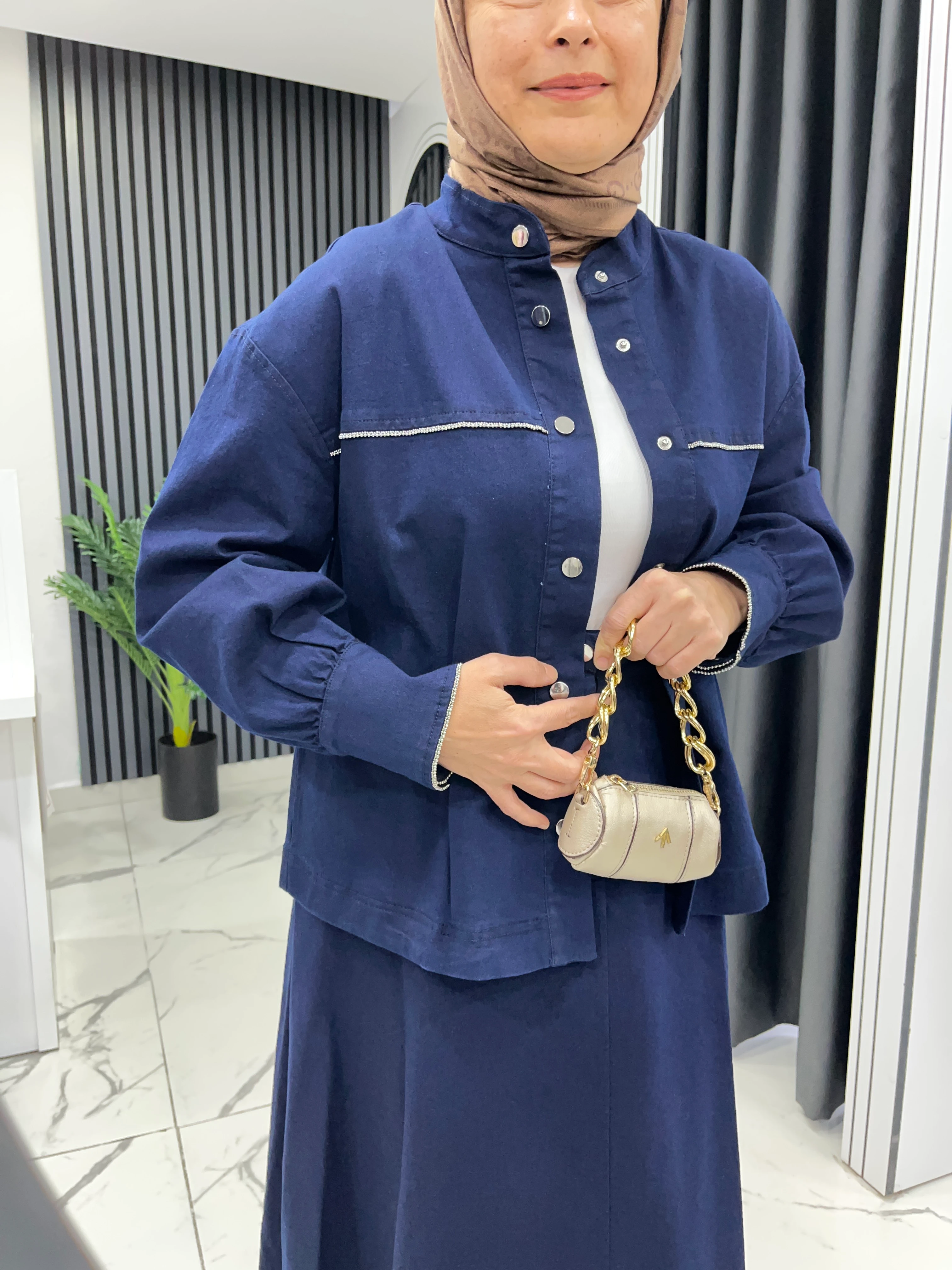 FULL LİKRALI ETEKLİ KOT TAKIM