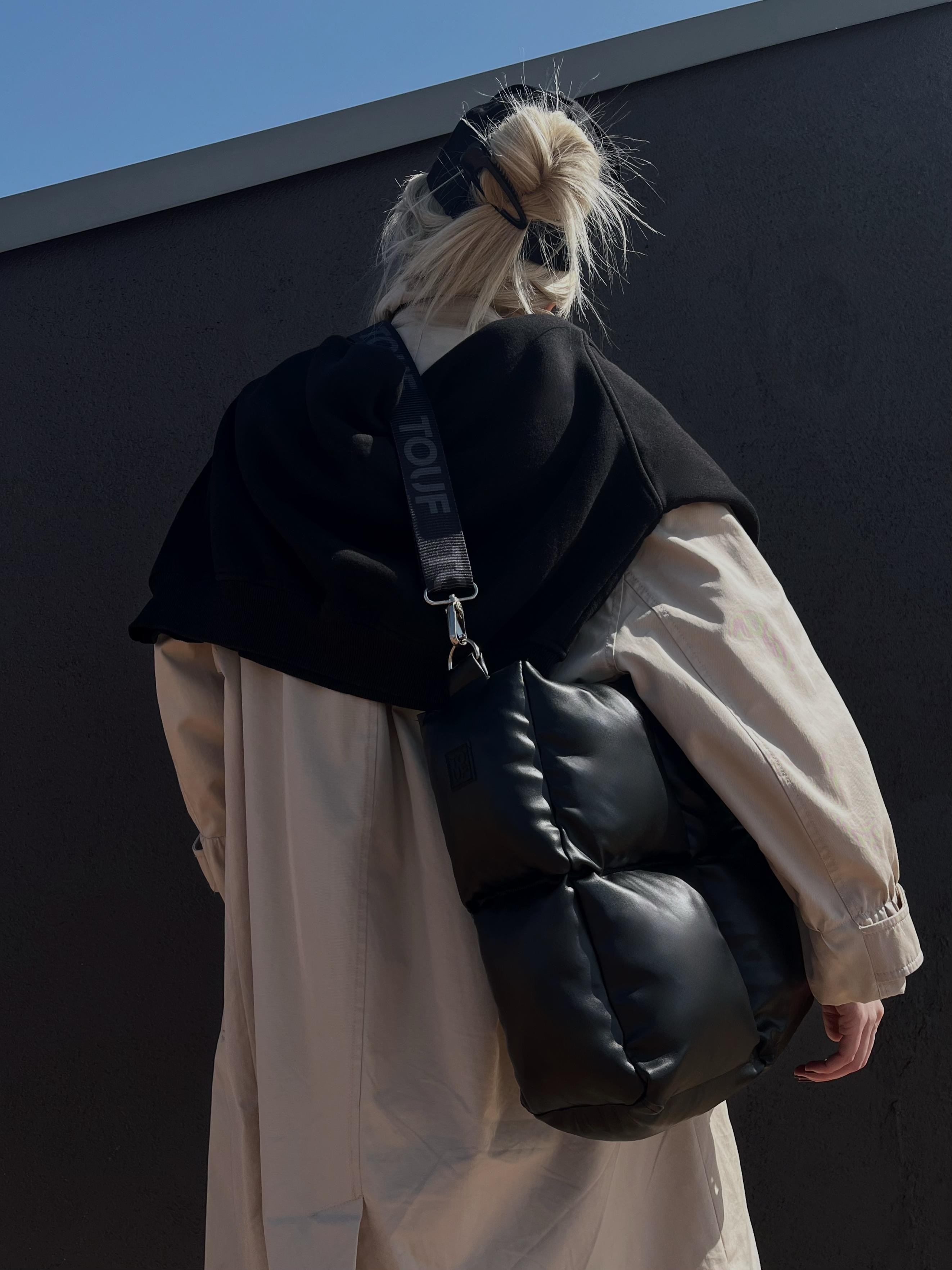 BLOQ Large Black