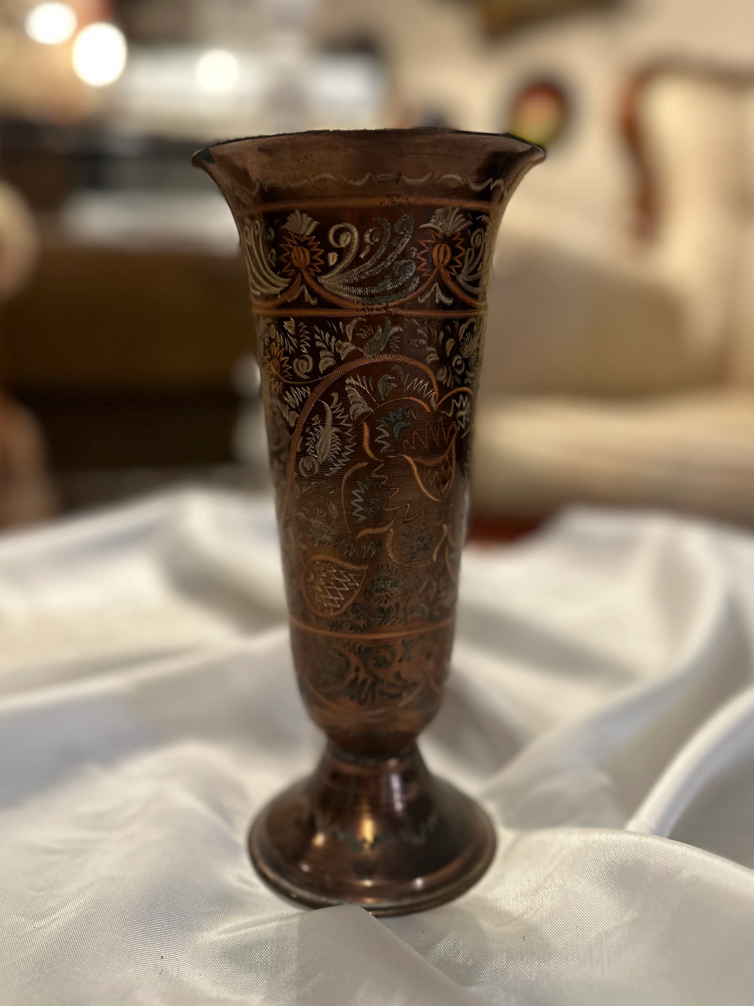 El İşçiliği Bakır Vazo – Dekoratif Koleksiyonluk  