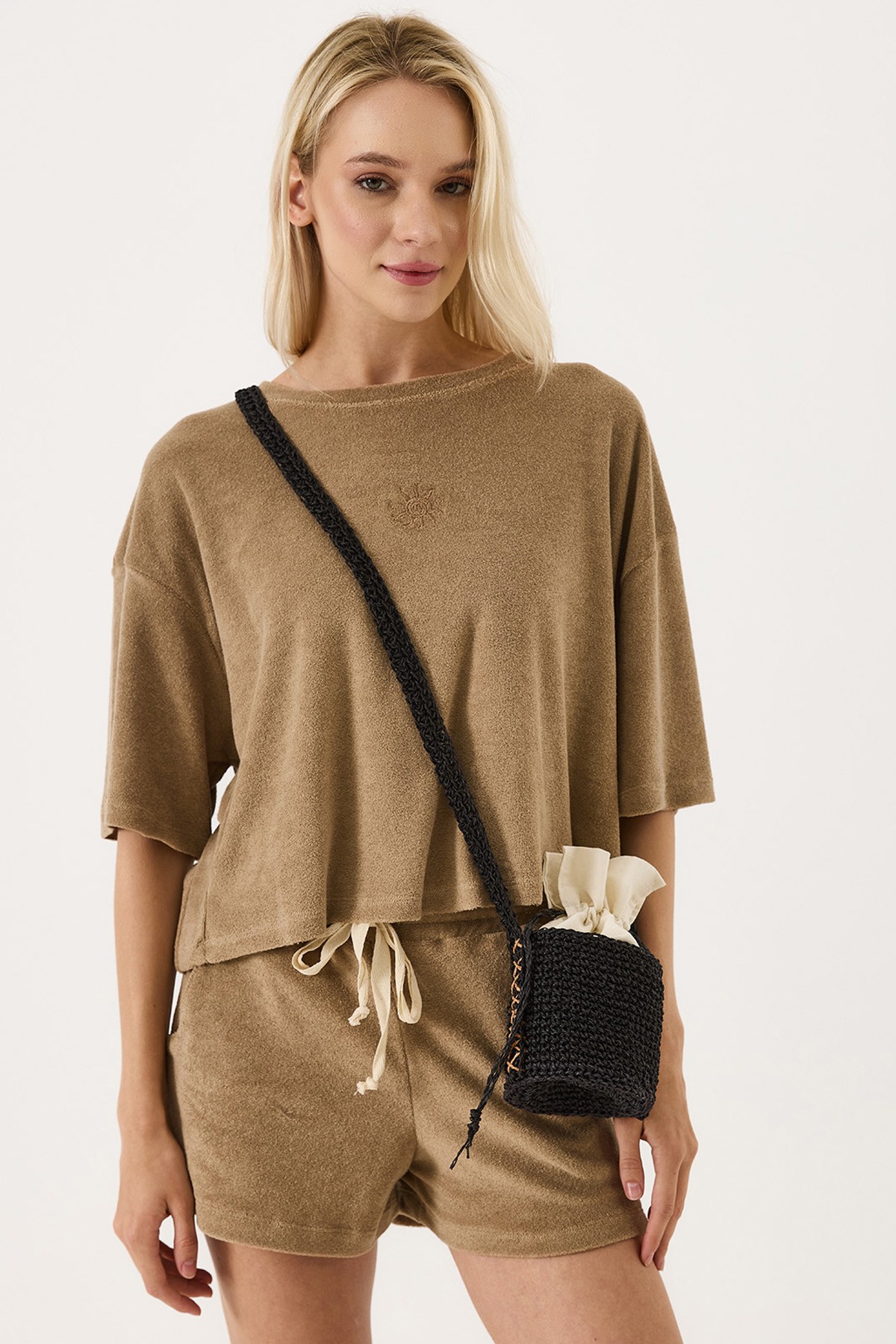 VAYU Natural Threads Bucket Çanta – Kağıt İplikten Astar Cepli Omuz & Çapraz Askılı - Siyah