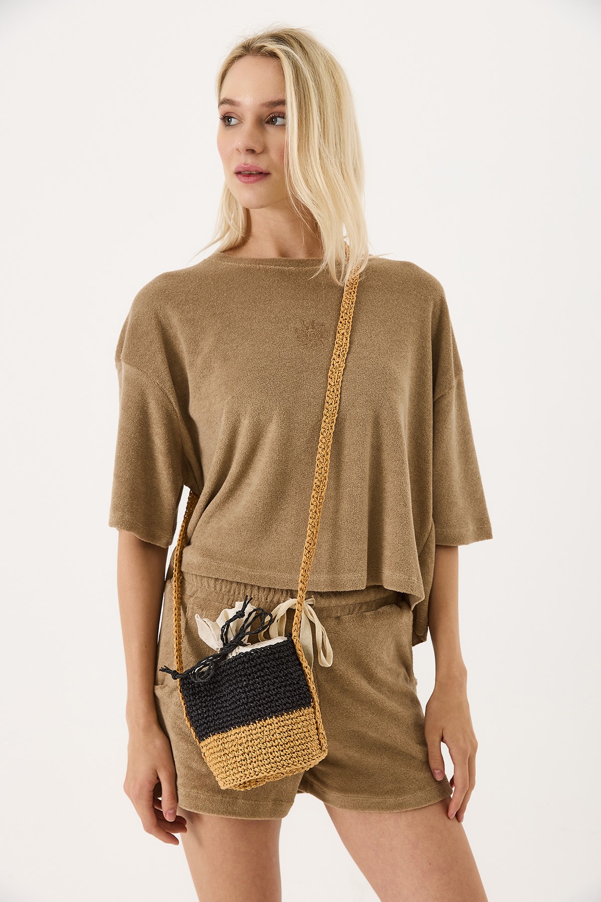VAYU Natural Threads Bucket Çanta – Kağıt İplikten Astar Cepli Omuz & Çapraz Askılı