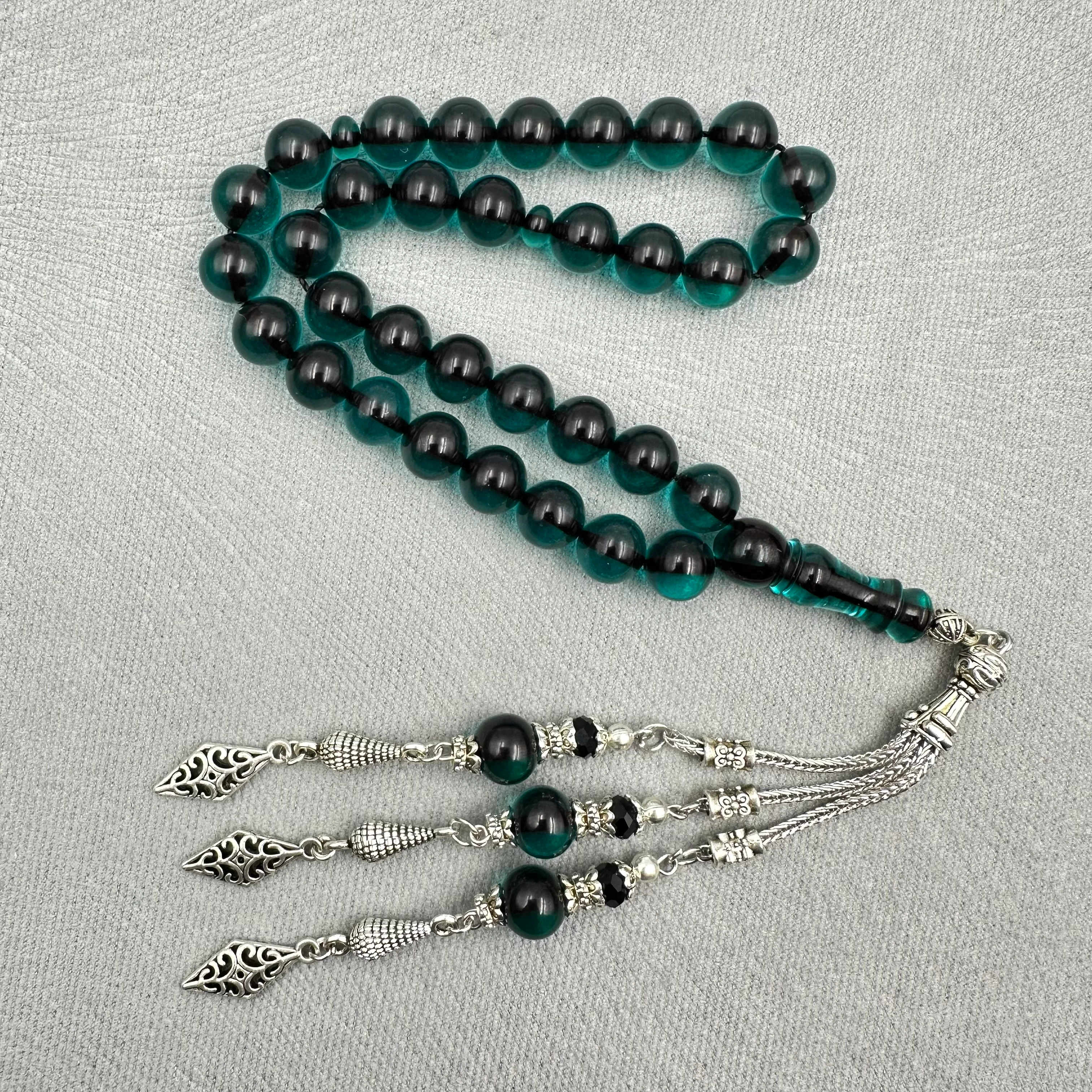 Petrol Turkuaz Küre Kesim Üçlü Alpaka Püsküllü Ateş Kehribar Tespih 