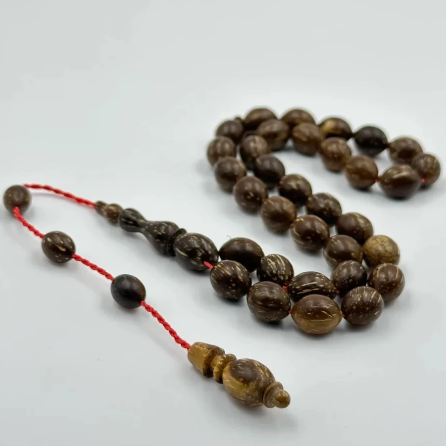 Usta İşçilikli Beyzi Kesim Orjinal Ve Naturel Kuka Ağacı Tespih