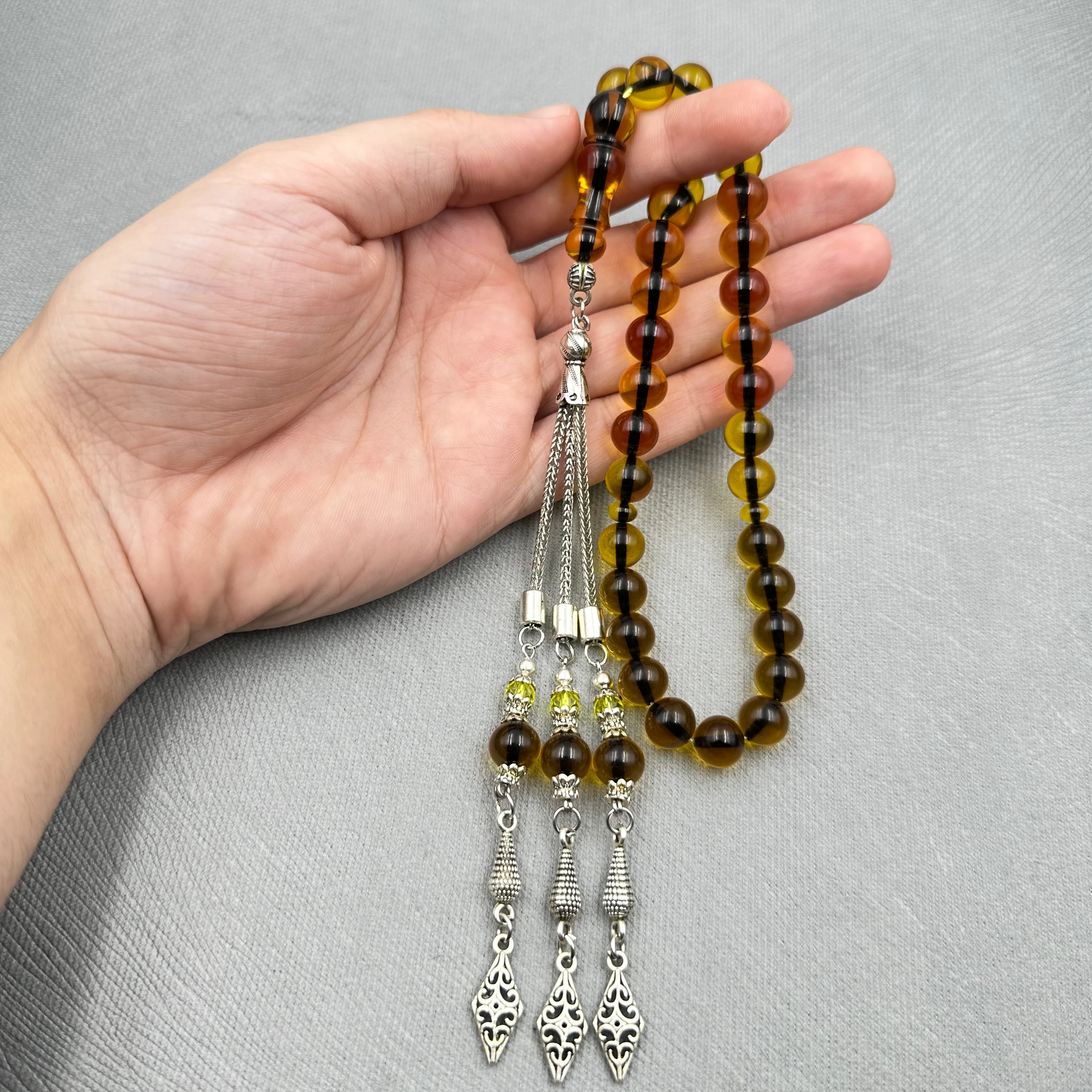 Bal Sarısı Küre Kesim Üçlü Alpaka Püsküllü Ateş Kehribar Tespih 