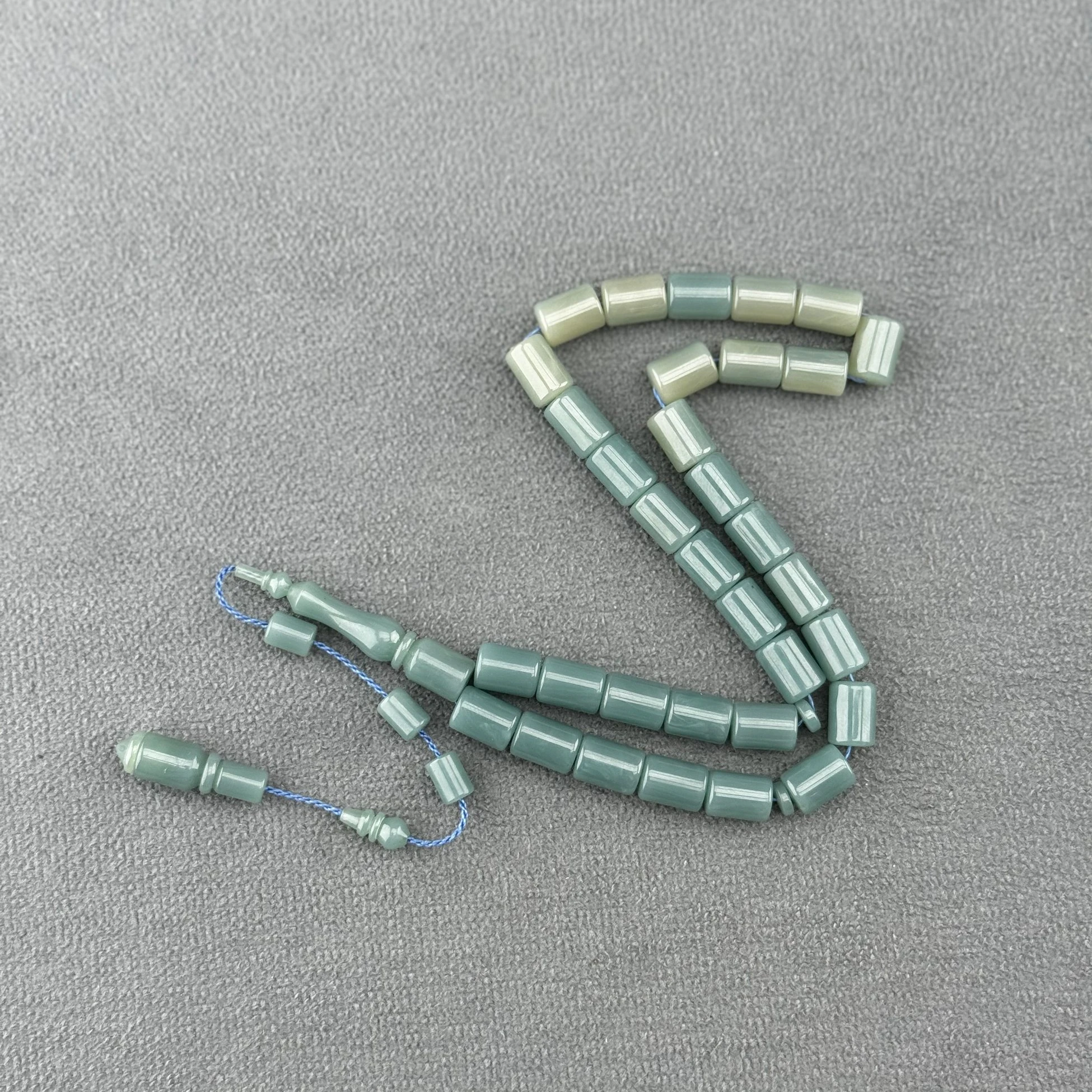 Usta İmzalı Buz Mavisi Eski Obje Katalin Tespih