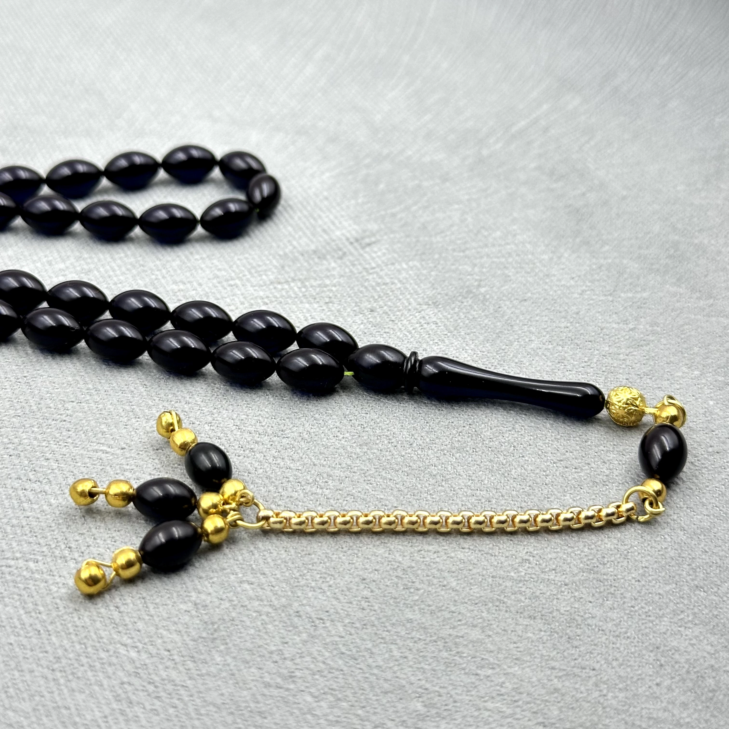 Burak Özecik Usta İşi Petrol Mavisi Rengi Çelik Zincir Püsküllü Sıkma Kehribar Tespih